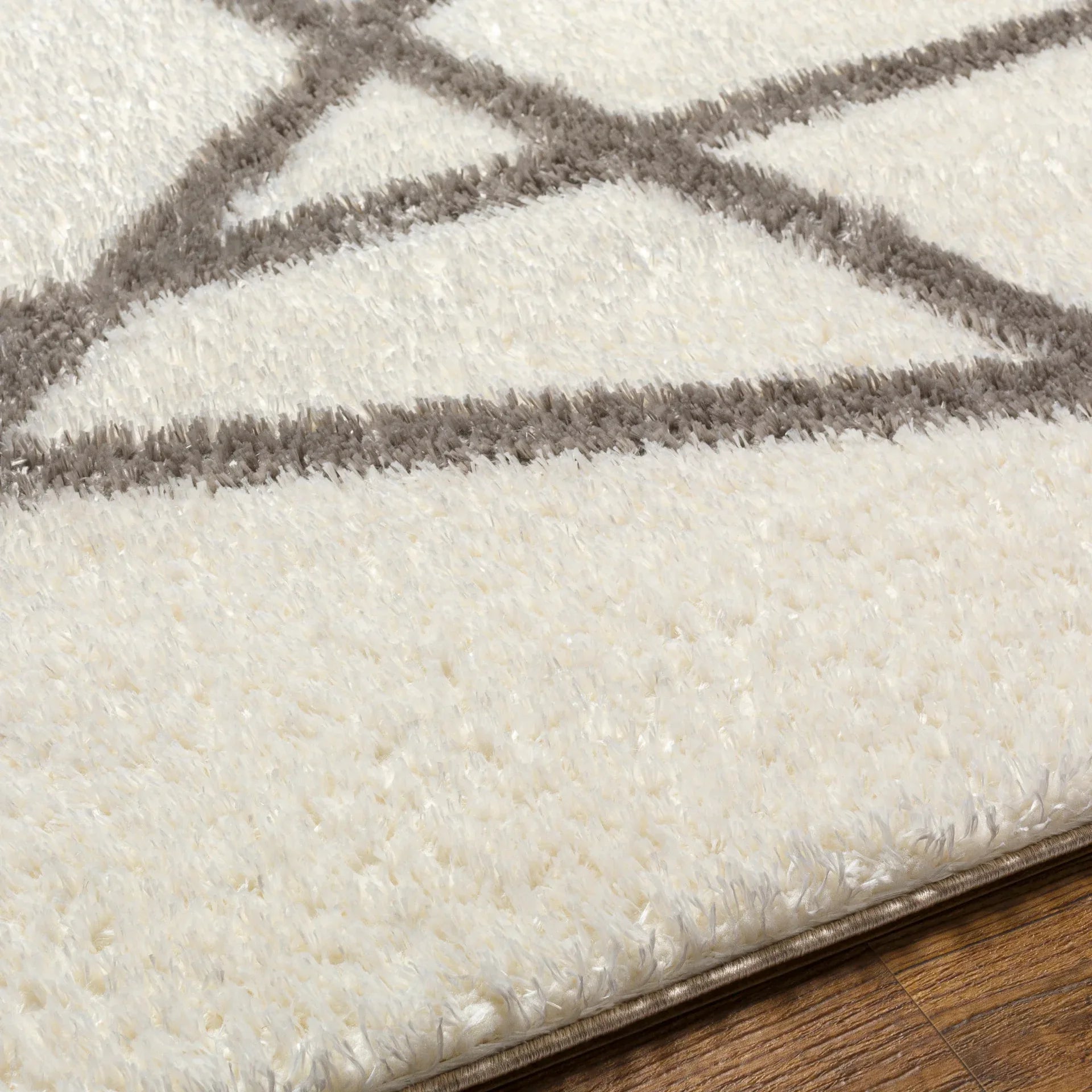 Cloudy Shag Machine Woven Rug Livabliss Cloudy Shag