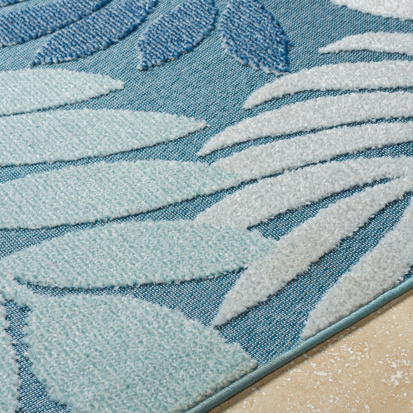 Lakeside Machine Woven Rug Livabliss Lakeside