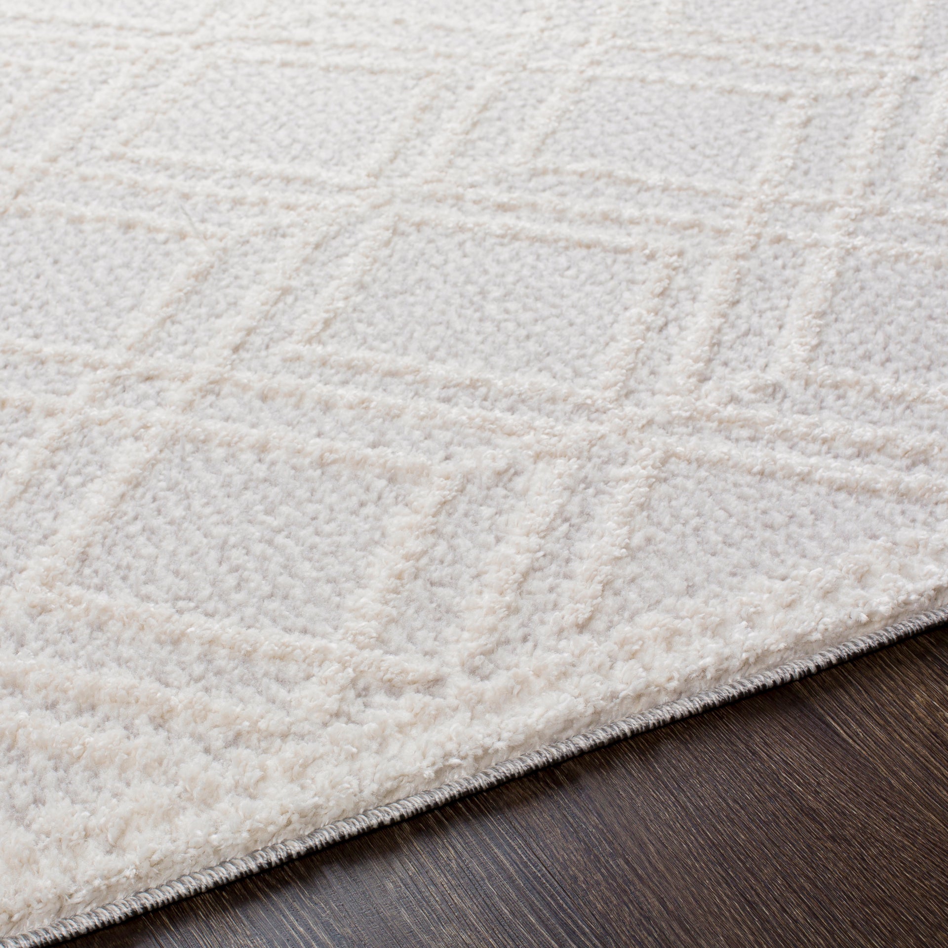 Valencia Machine Woven Rug Livabliss Valencia