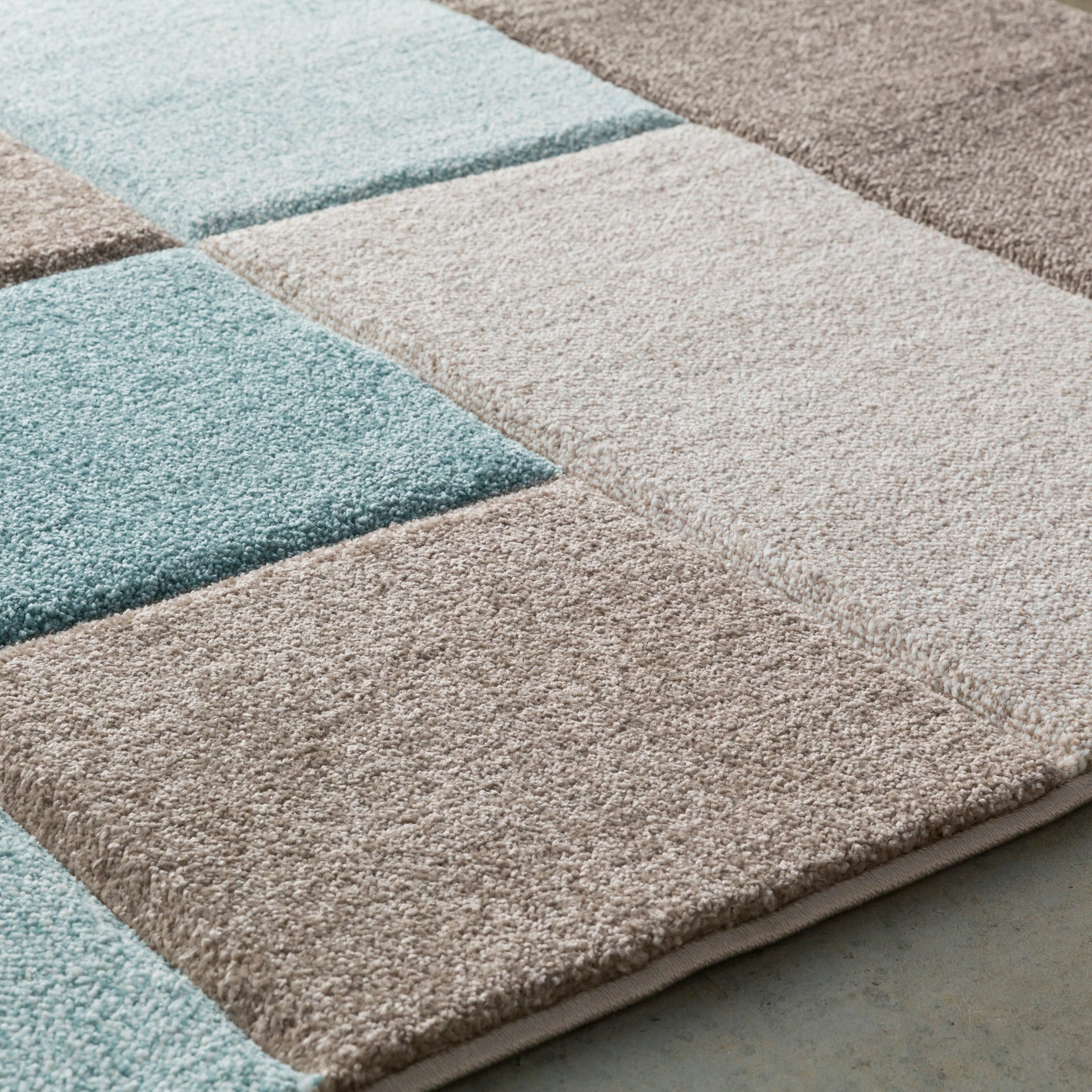 Santa Monica Machine Woven Rug Livabliss Santa Monica