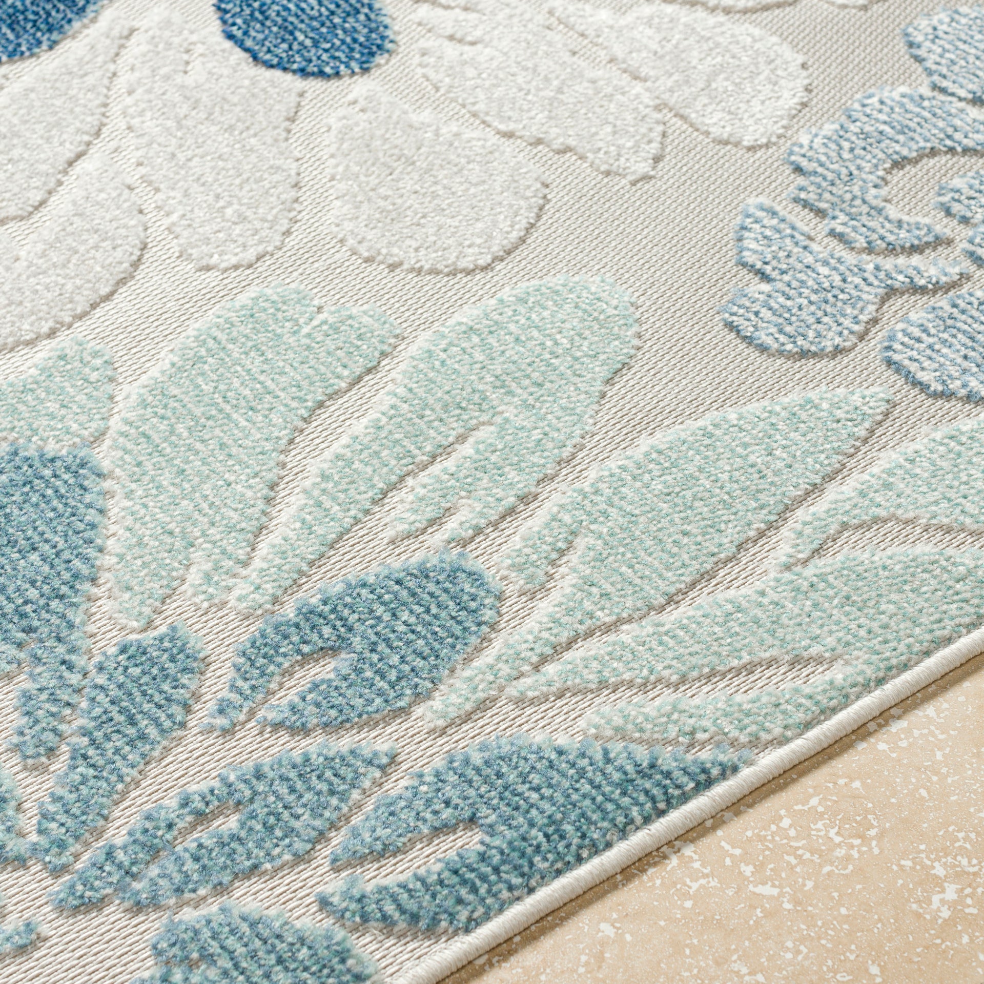 Lakeside Machine Woven Rug Livabliss Lakeside