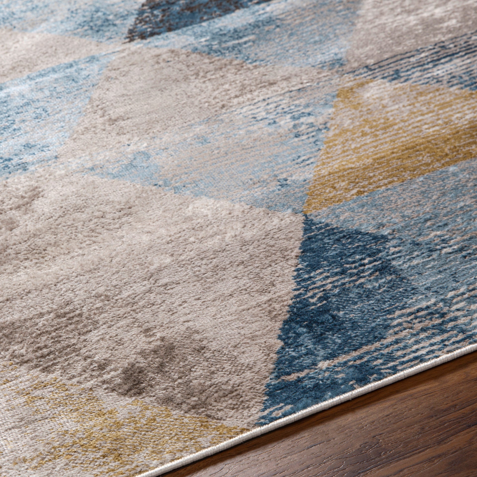 Pertek Machine Woven Rug Livabliss Pertek