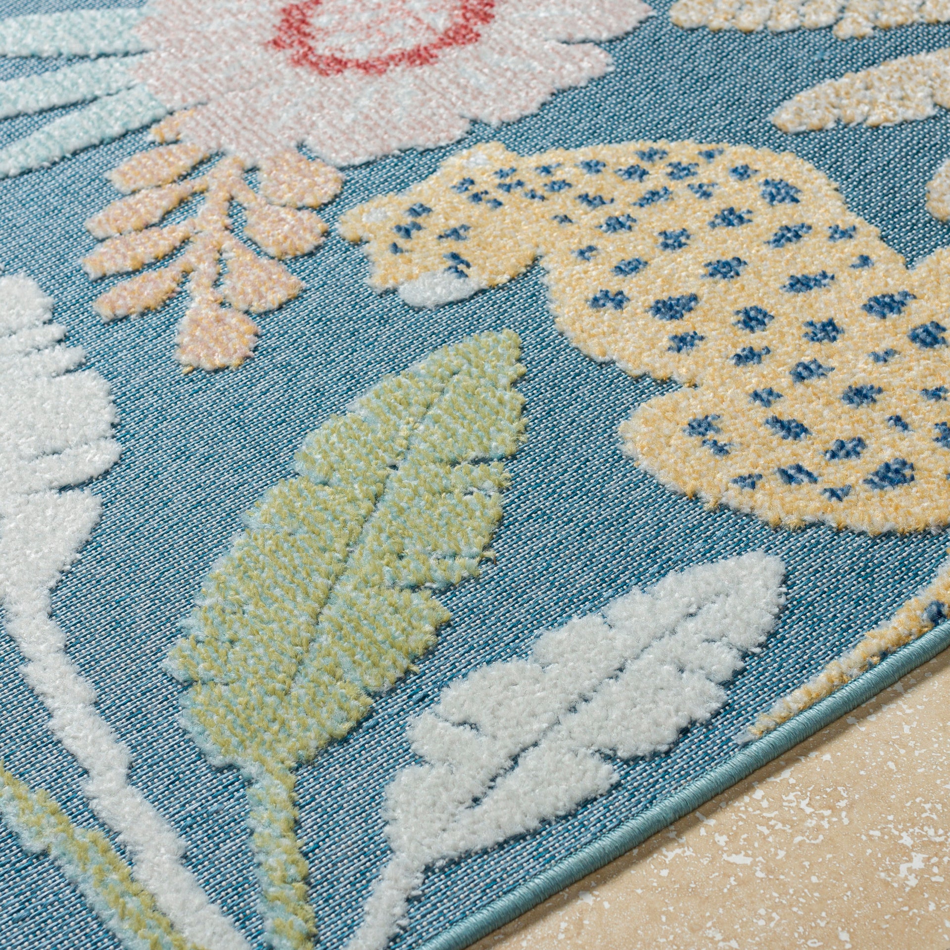 Lakeside Machine Woven Rug Livabliss Lakeside