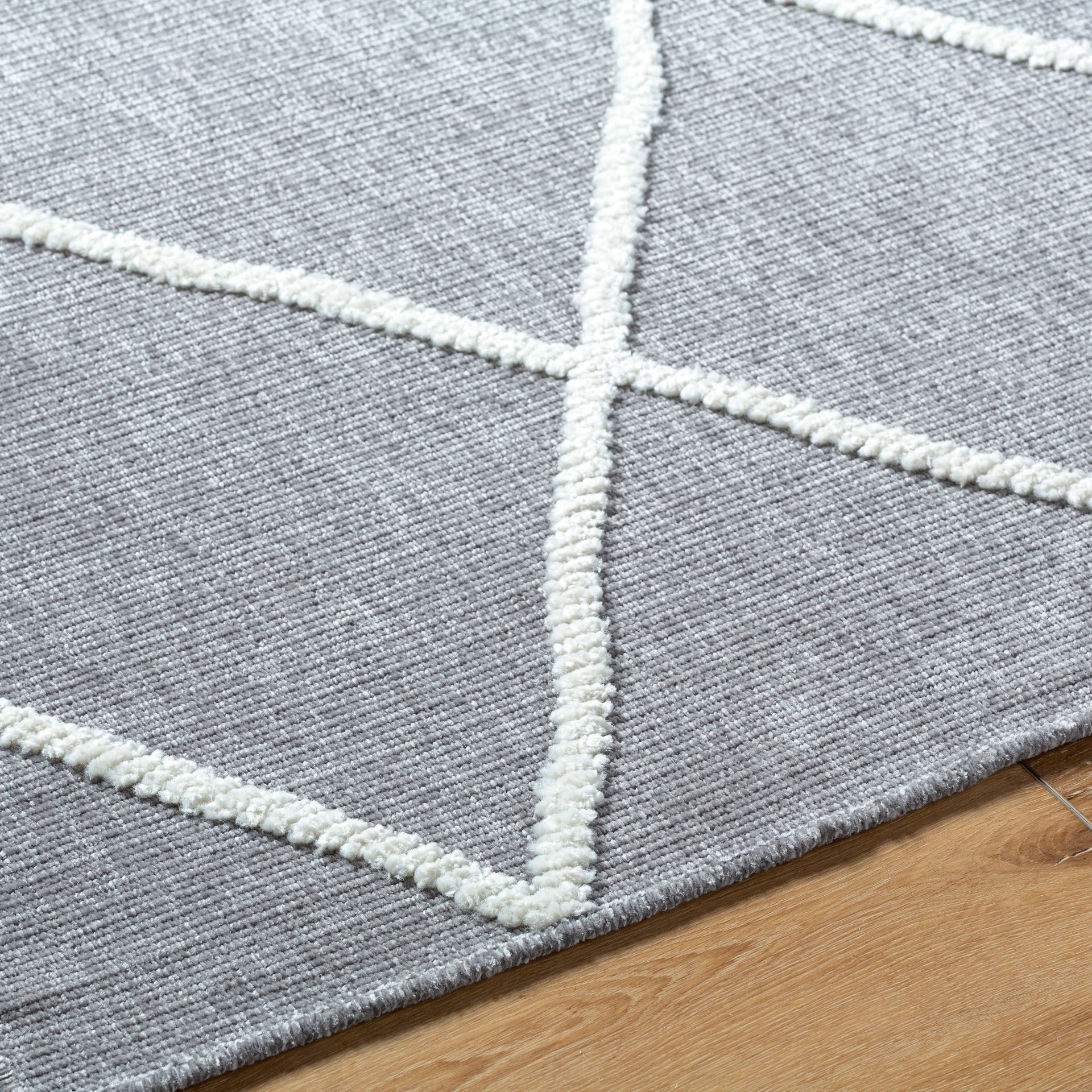 Lyna Machine Woven Rug Livabliss Lyna