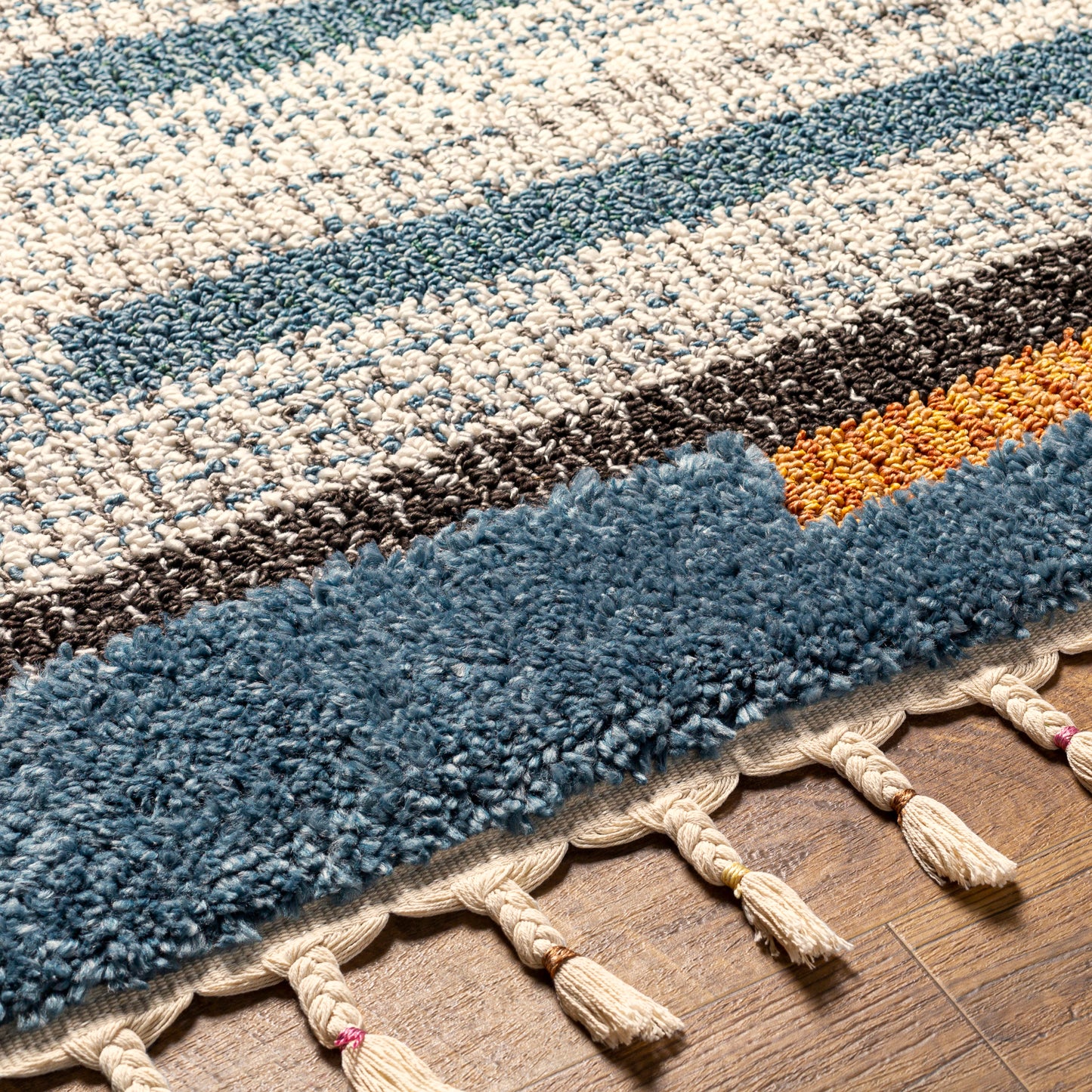 Lofty Machine Woven Rug Livabliss Lofty