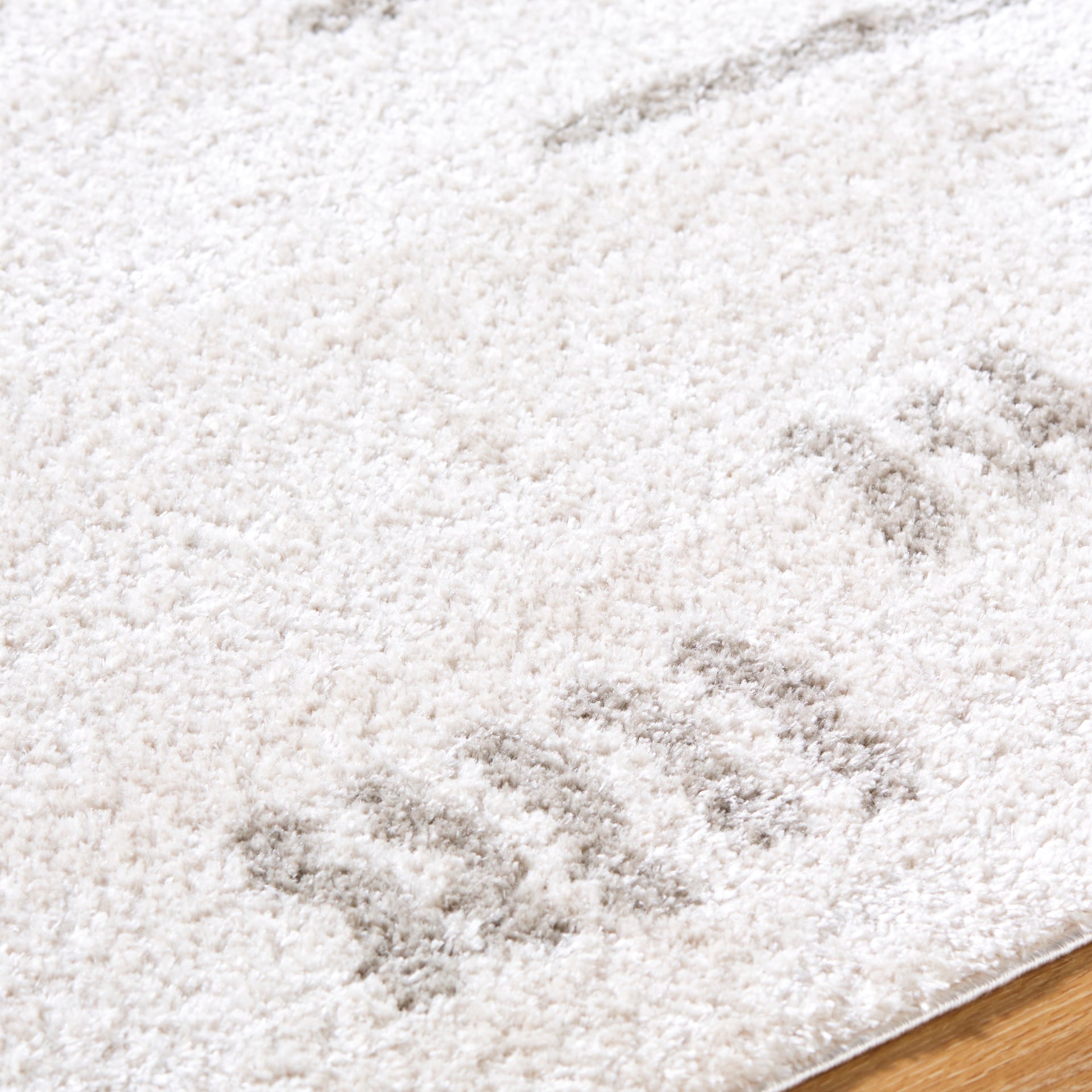 Fossay Shag Machine Woven Rug Livabliss Fossay Shag