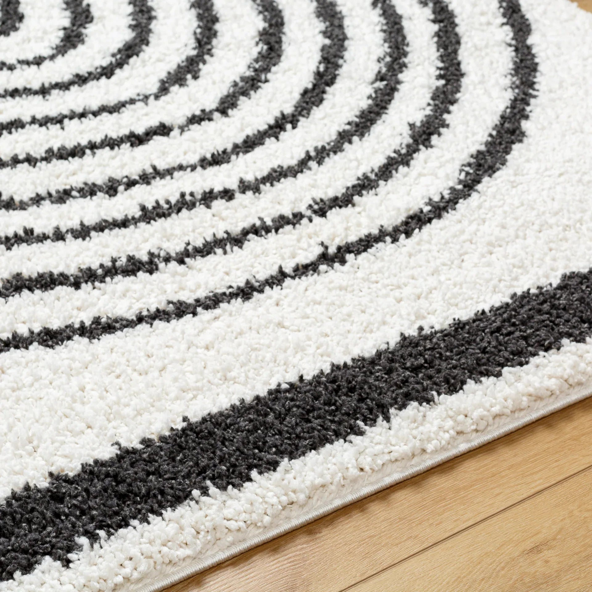 Birmingham Machine Woven Rug Livabliss Birmingham