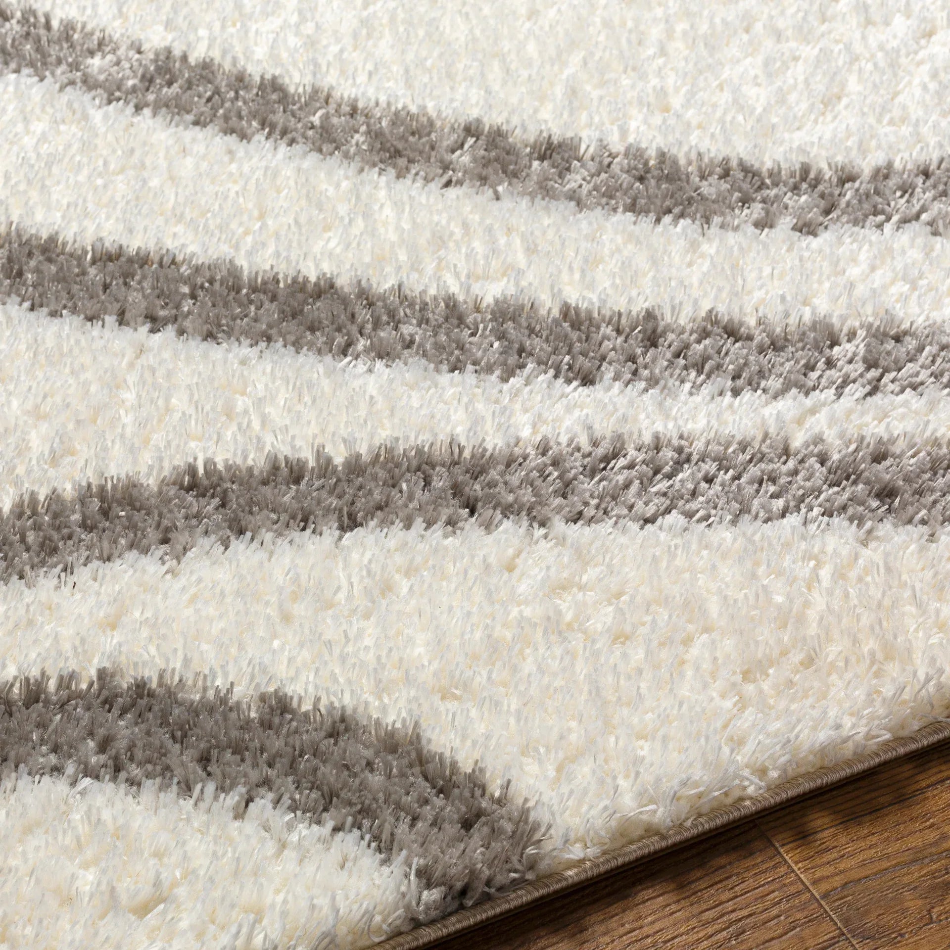 Cloudy Shag Machine Woven Rug Livabliss Cloudy Shag