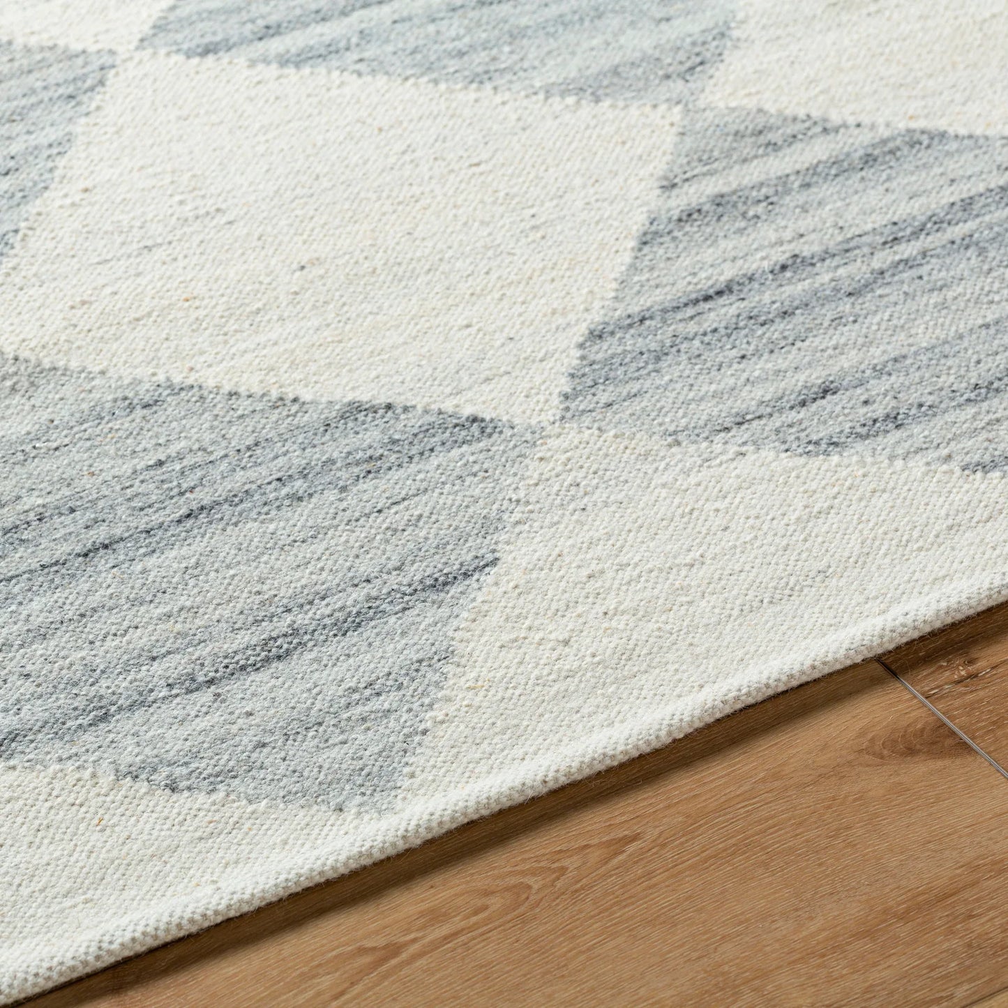 Antho Handmade Rug Vivir X Livabliss Antho