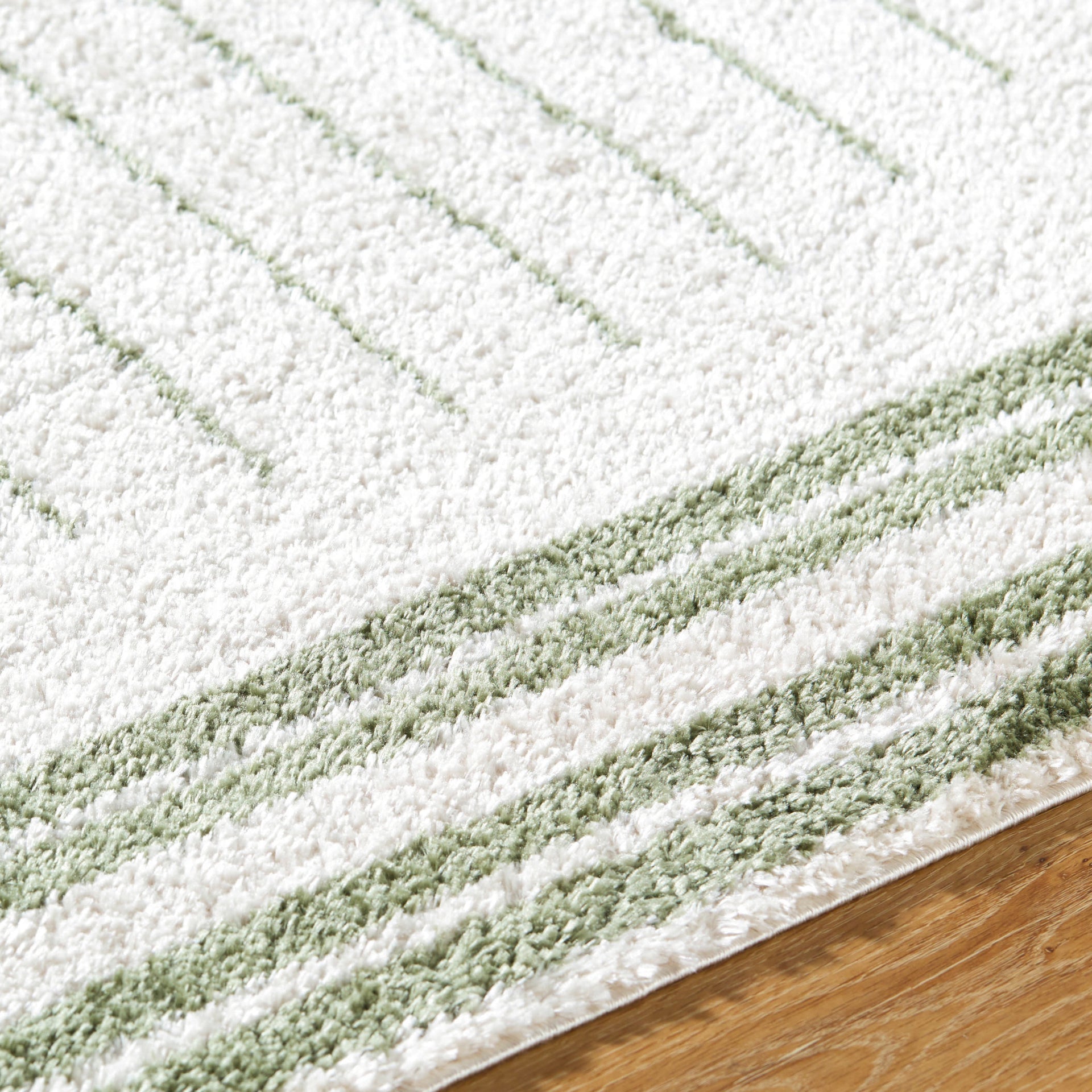Fossay Shag Machine Woven Rug Livabliss Fossay Shag