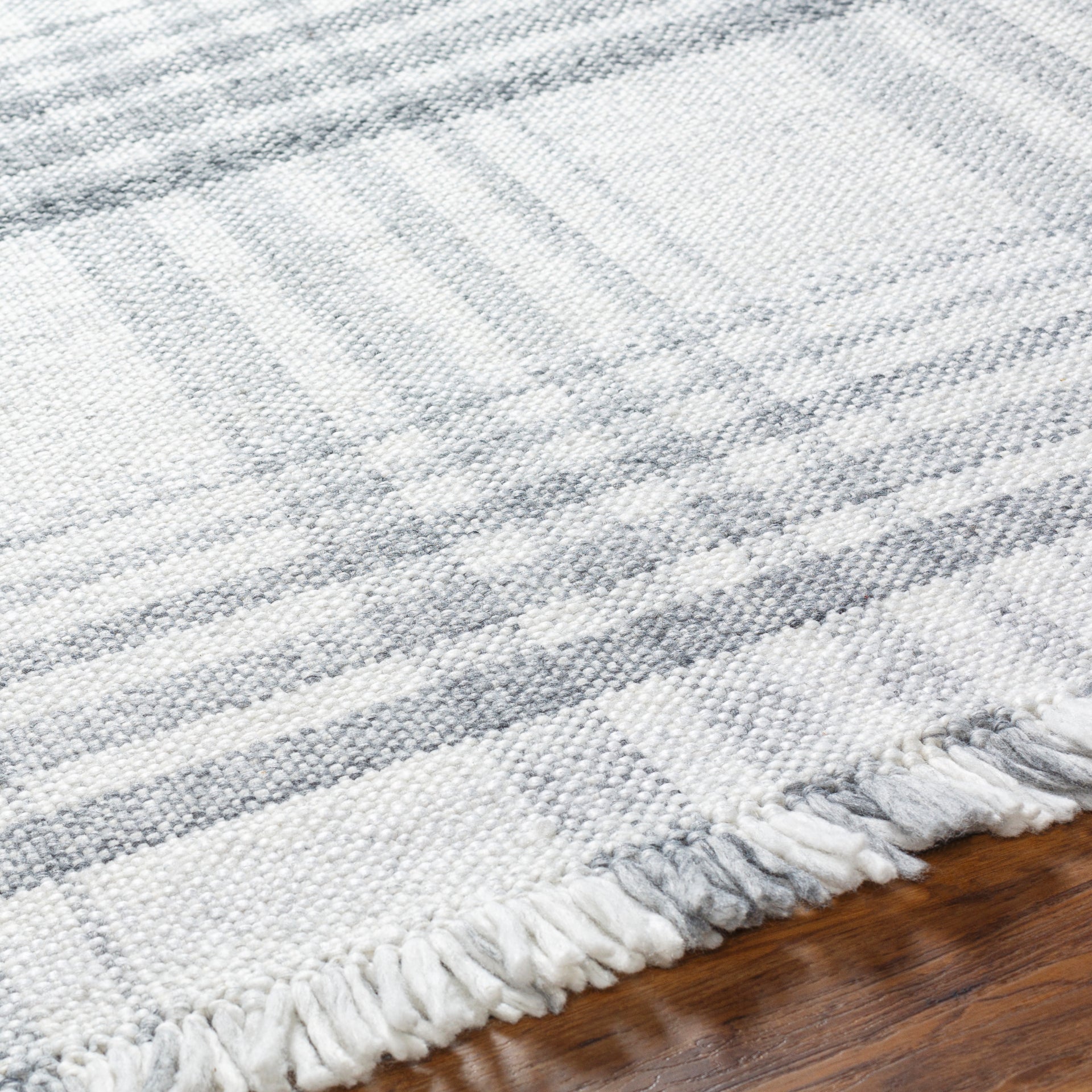 Primrose Handmade Rug Livabliss Primrose
