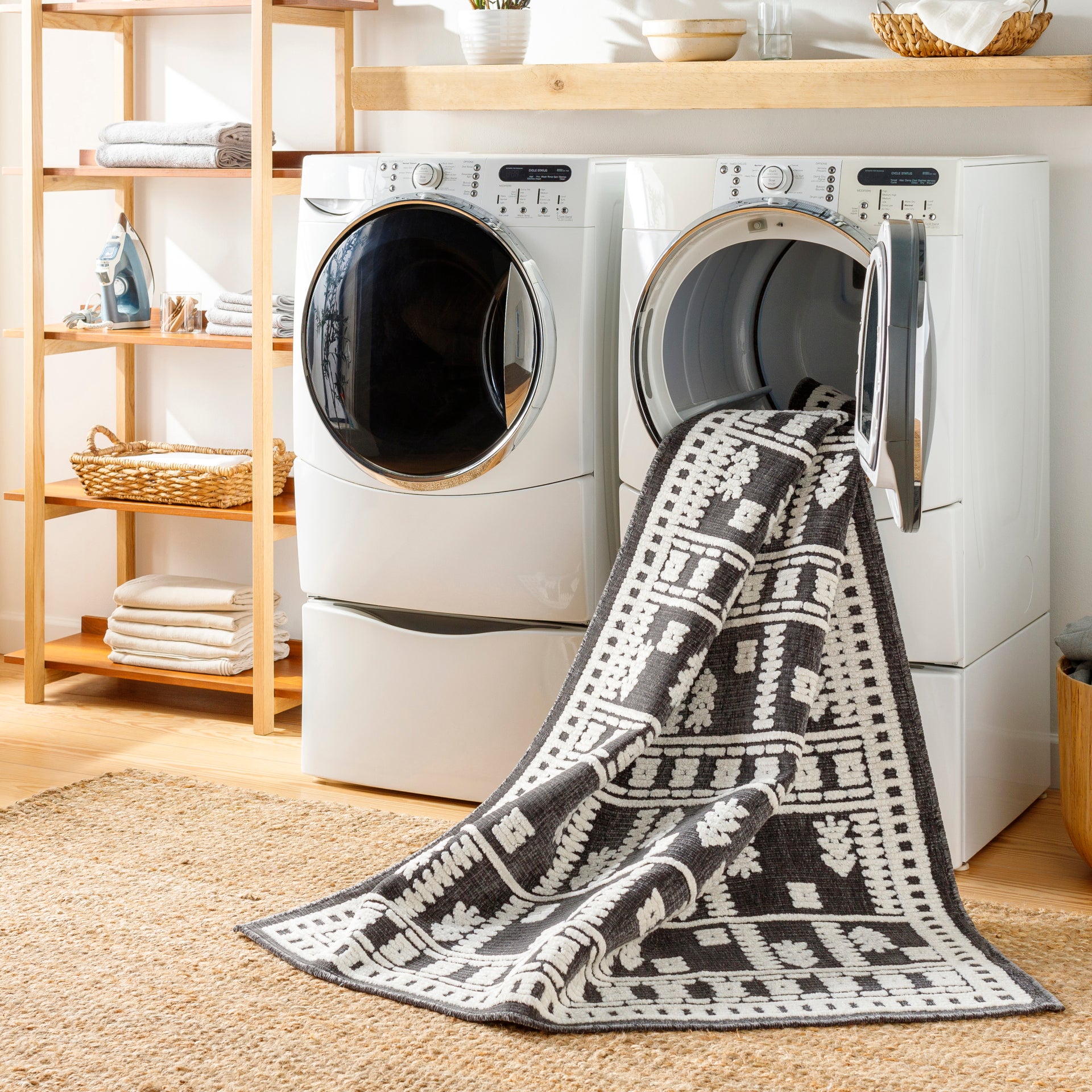 Lyna Machine Woven Rug Livabliss Lyna