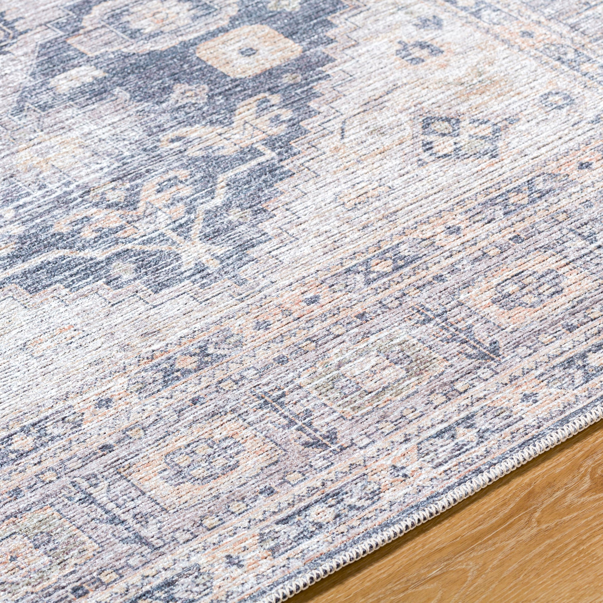 Lorelai Machine Woven Rug Vivir X Livabliss Lorelai