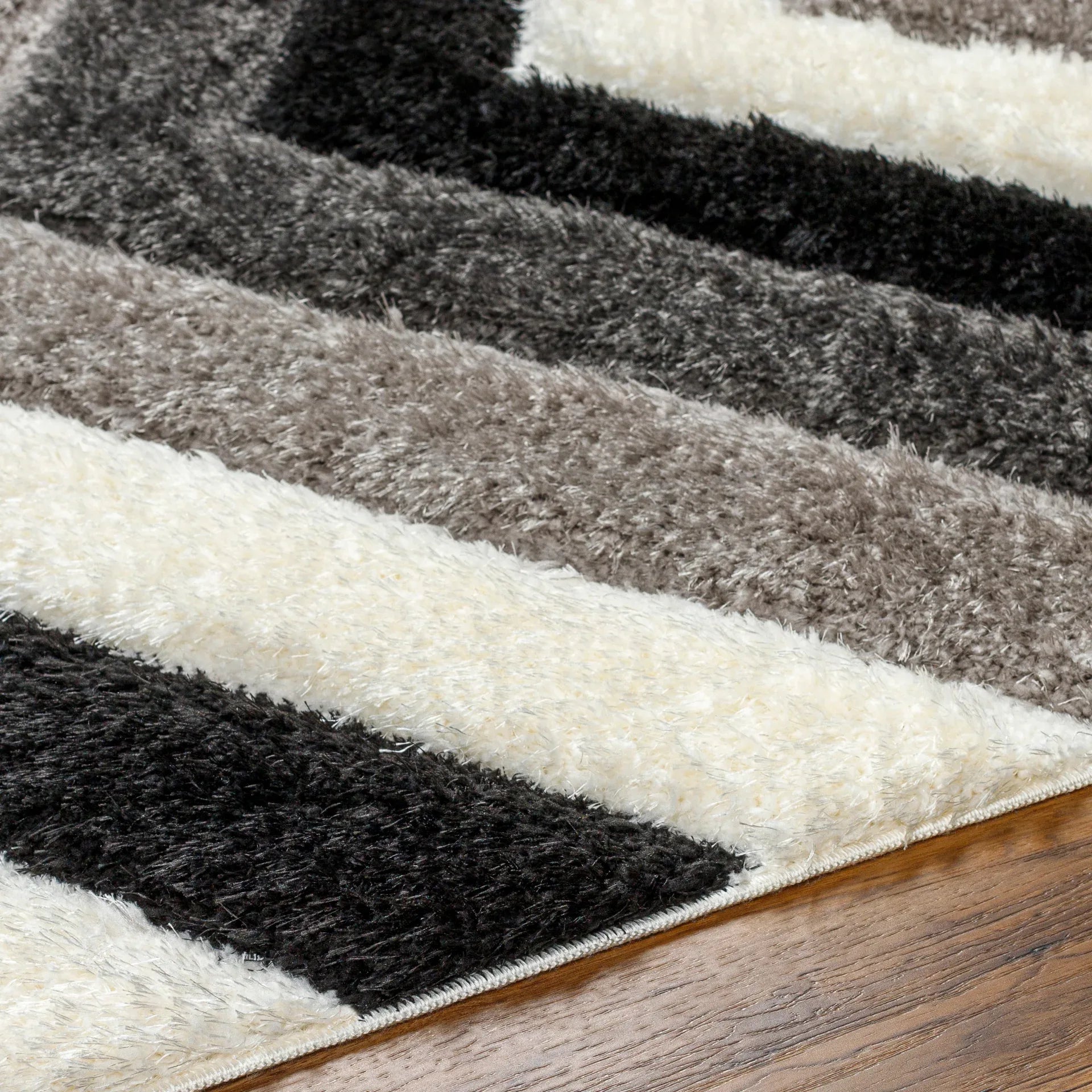 Bologna Machine Woven Rug Livabliss Bologna