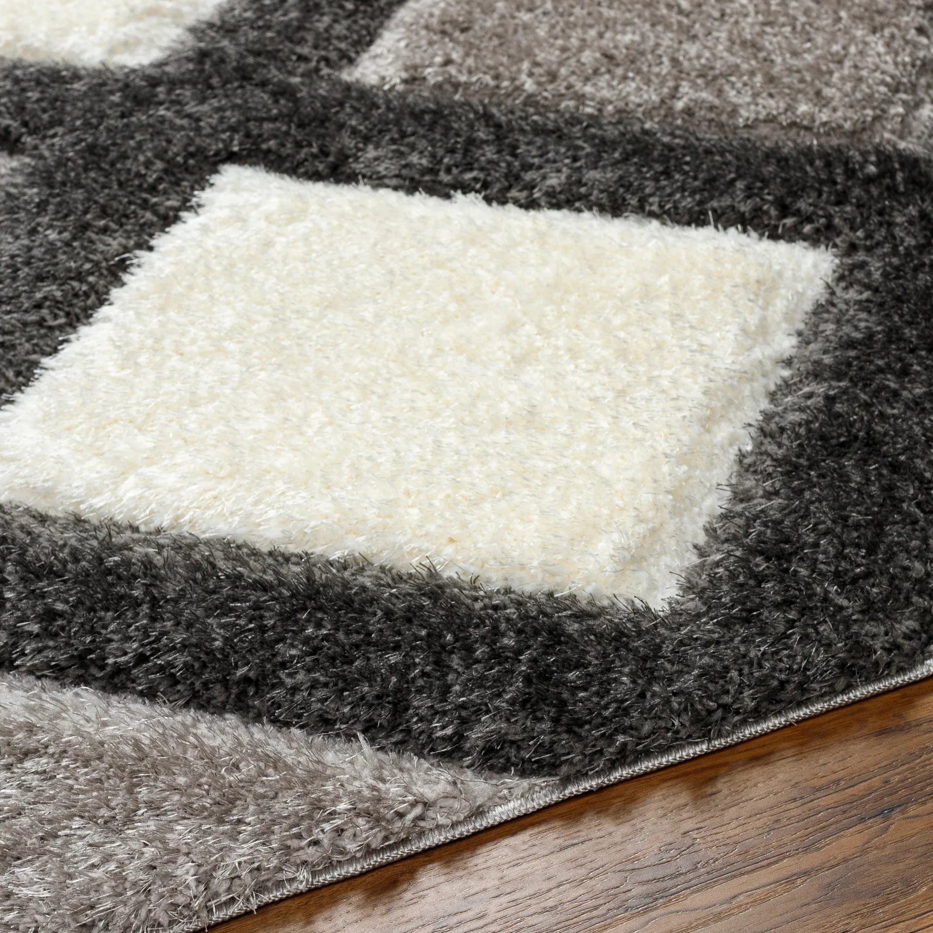 Bologna Machine Woven Rug Livabliss Bologna