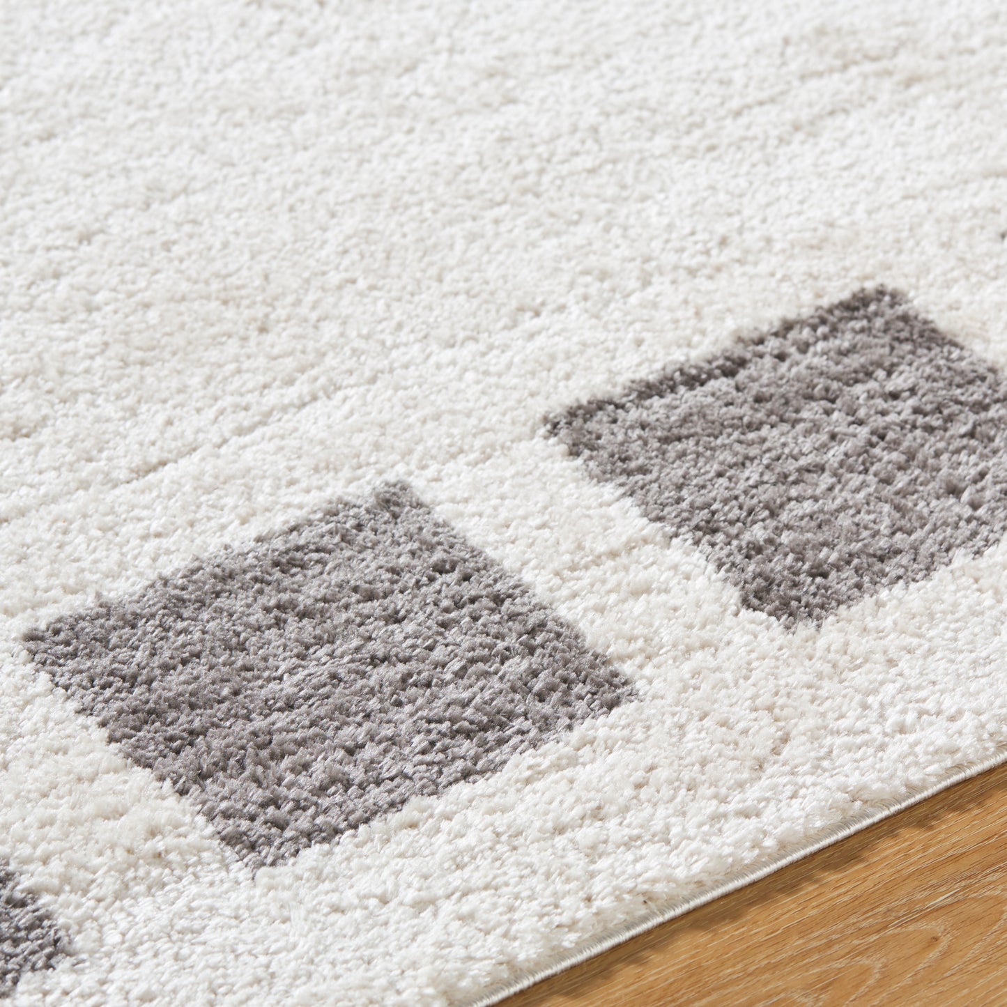 Fossay Shag Machine Woven Rug Livabliss Fossay Shag