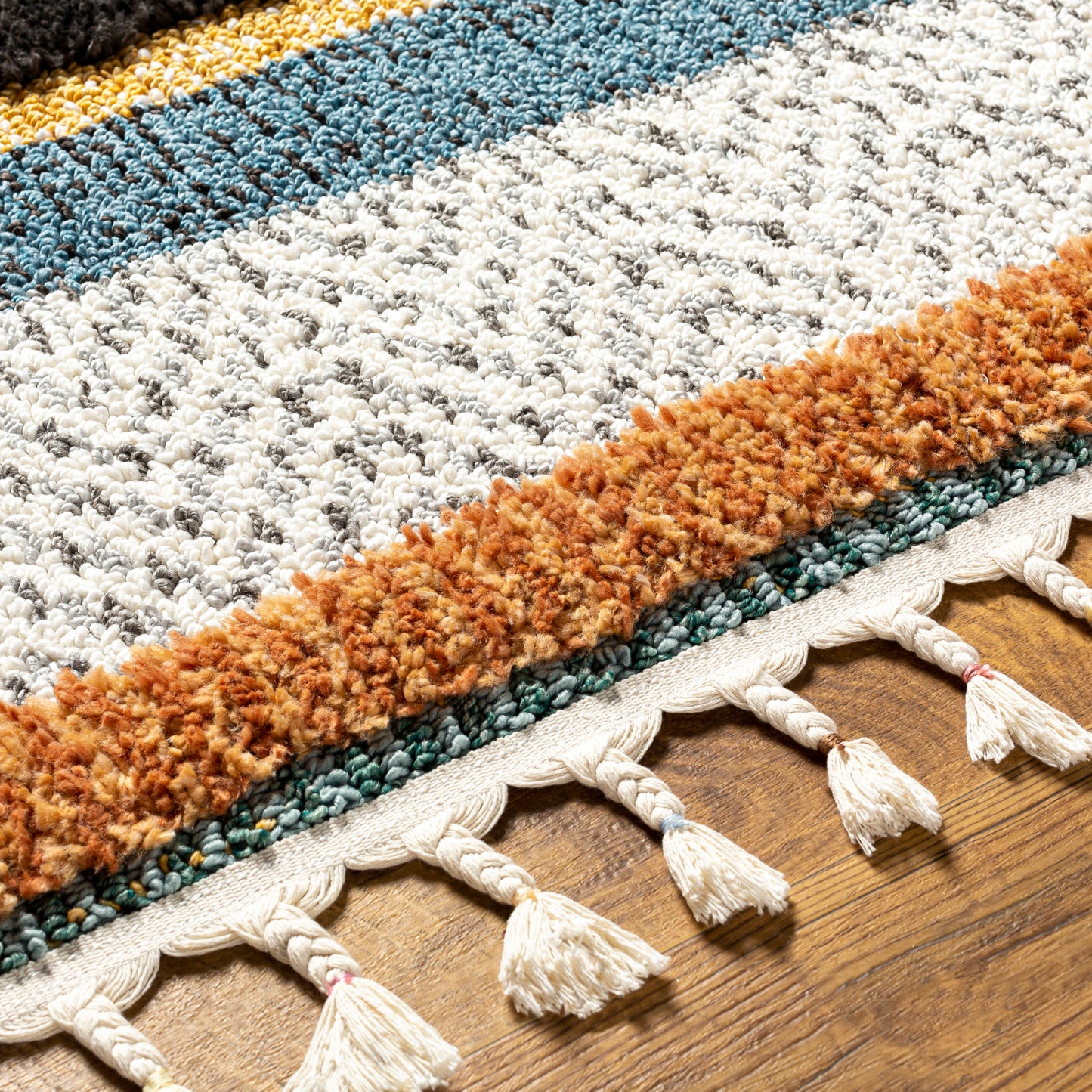 Lofty Machine Woven Rug Livabliss Lofty