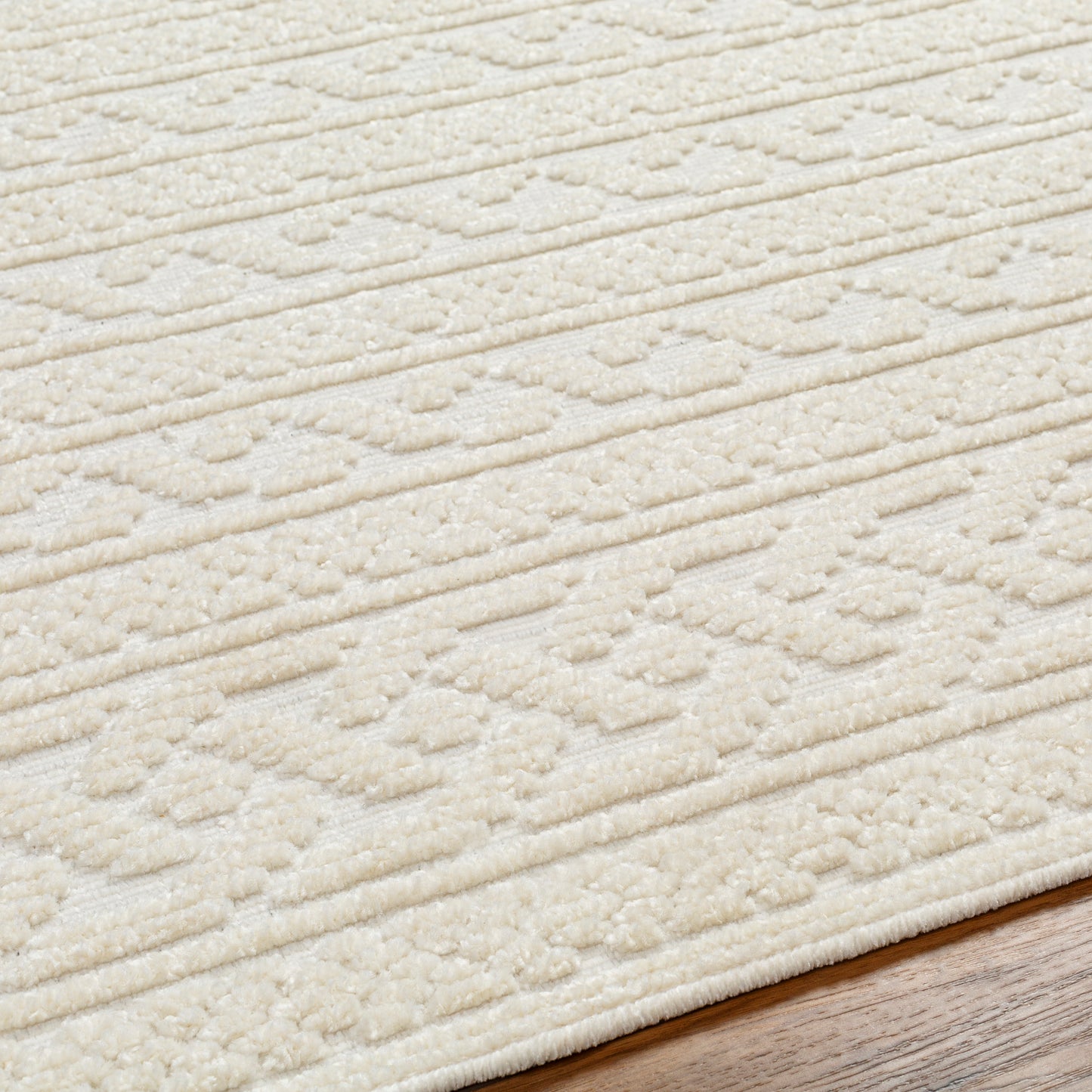 Lyna Machine Woven Rug Livabliss Lyna