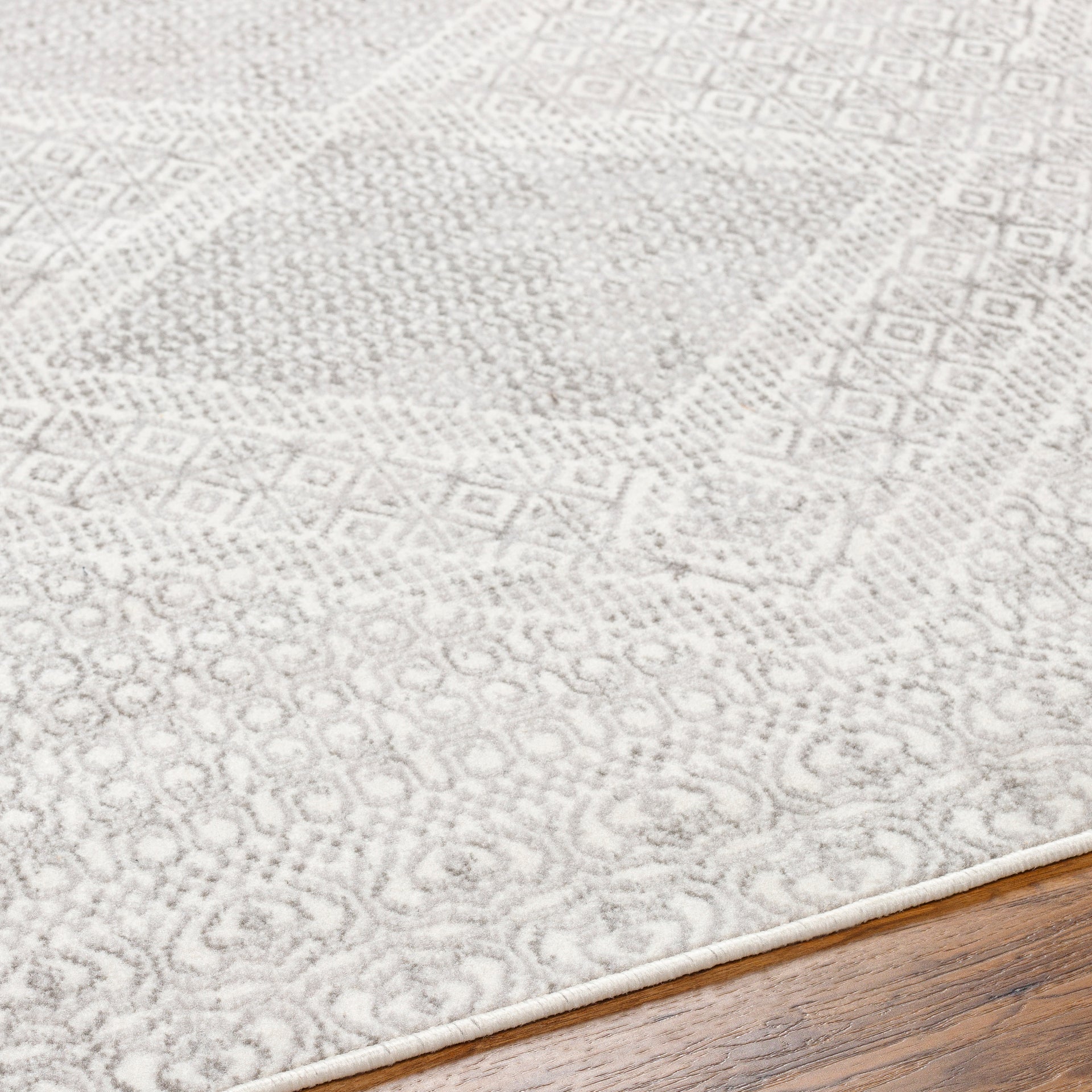 Pisa Machine Woven Rug Livabliss Pisa