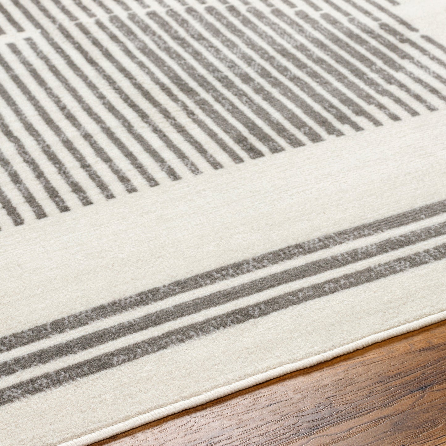 Pisa Machine Woven Rug Livabliss Pisa