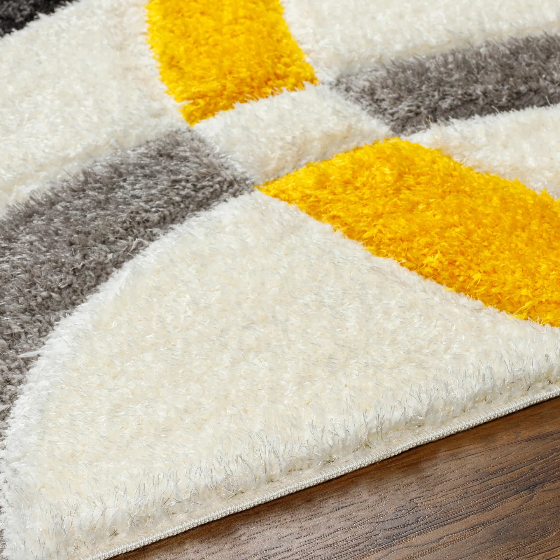 Bologna Machine Woven Rug Livabliss Bologna