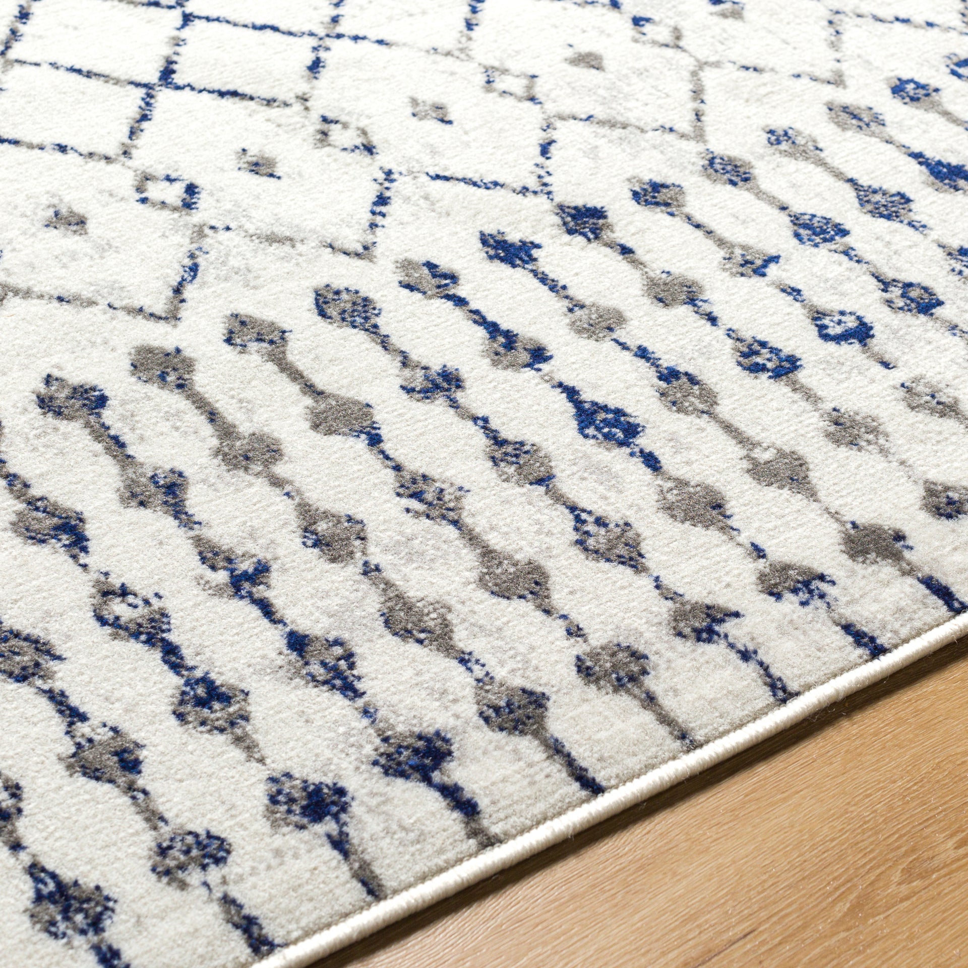 Pisa Machine Woven Rug Livabliss Pisa