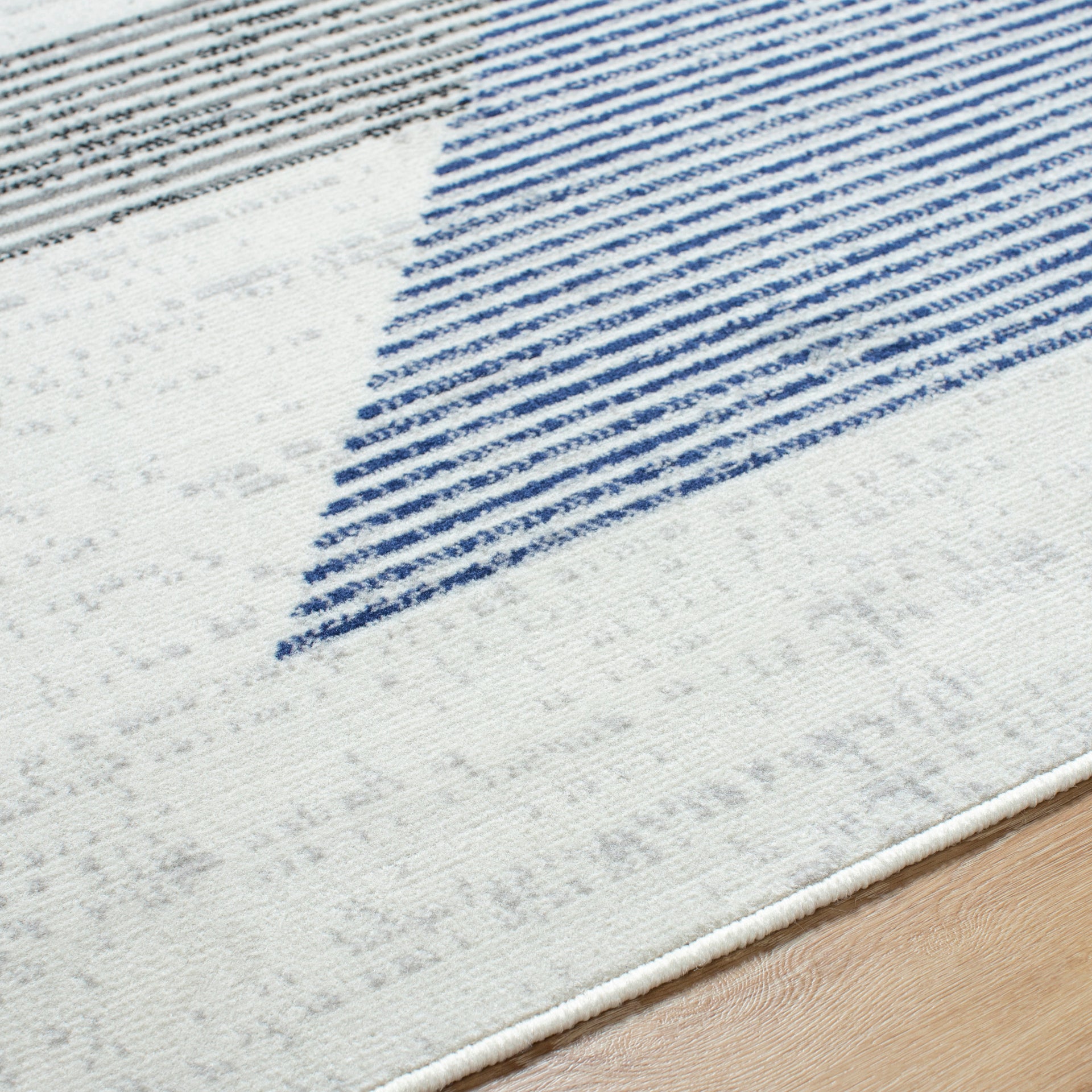 Pisa Machine Woven Rug Livabliss Pisa