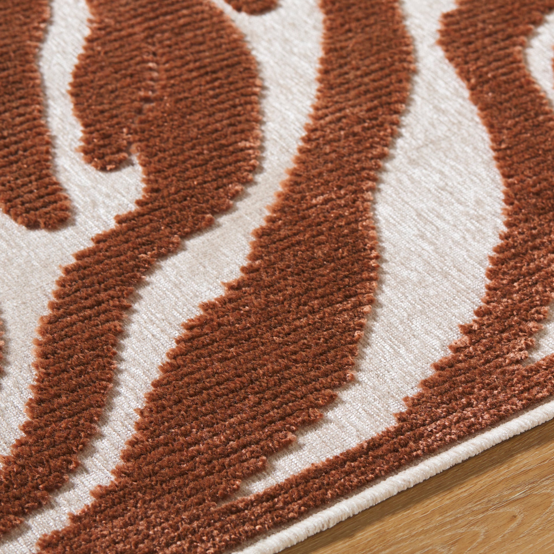 Lyna Machine Woven Rug Livabliss Lyna
