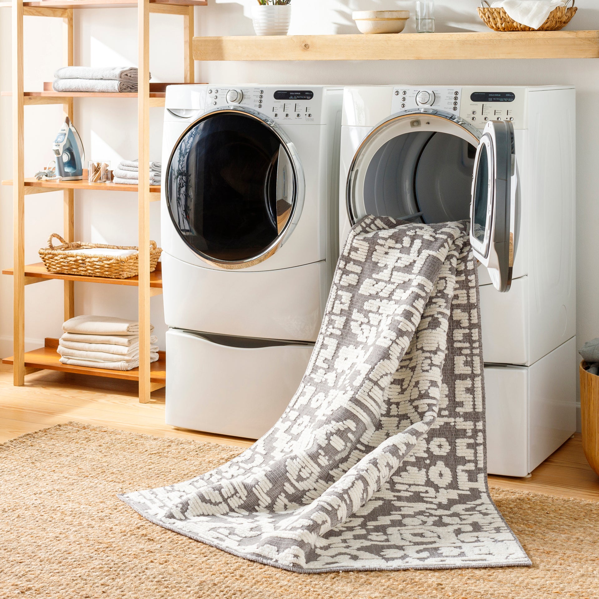 Lyna Machine Woven Rug Livabliss Lyna