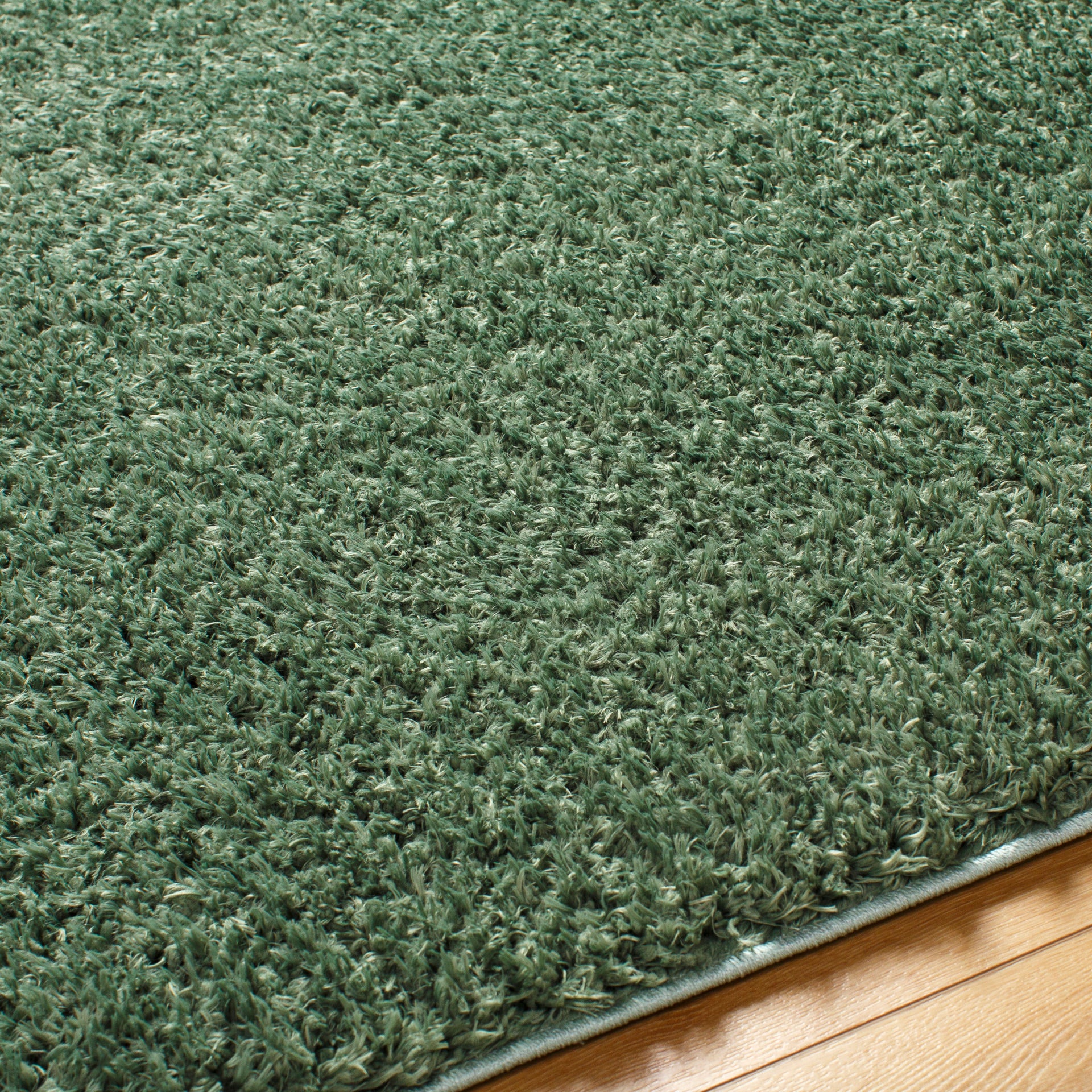 Moda Shag Machine Woven Rug Livabliss Moda Shag