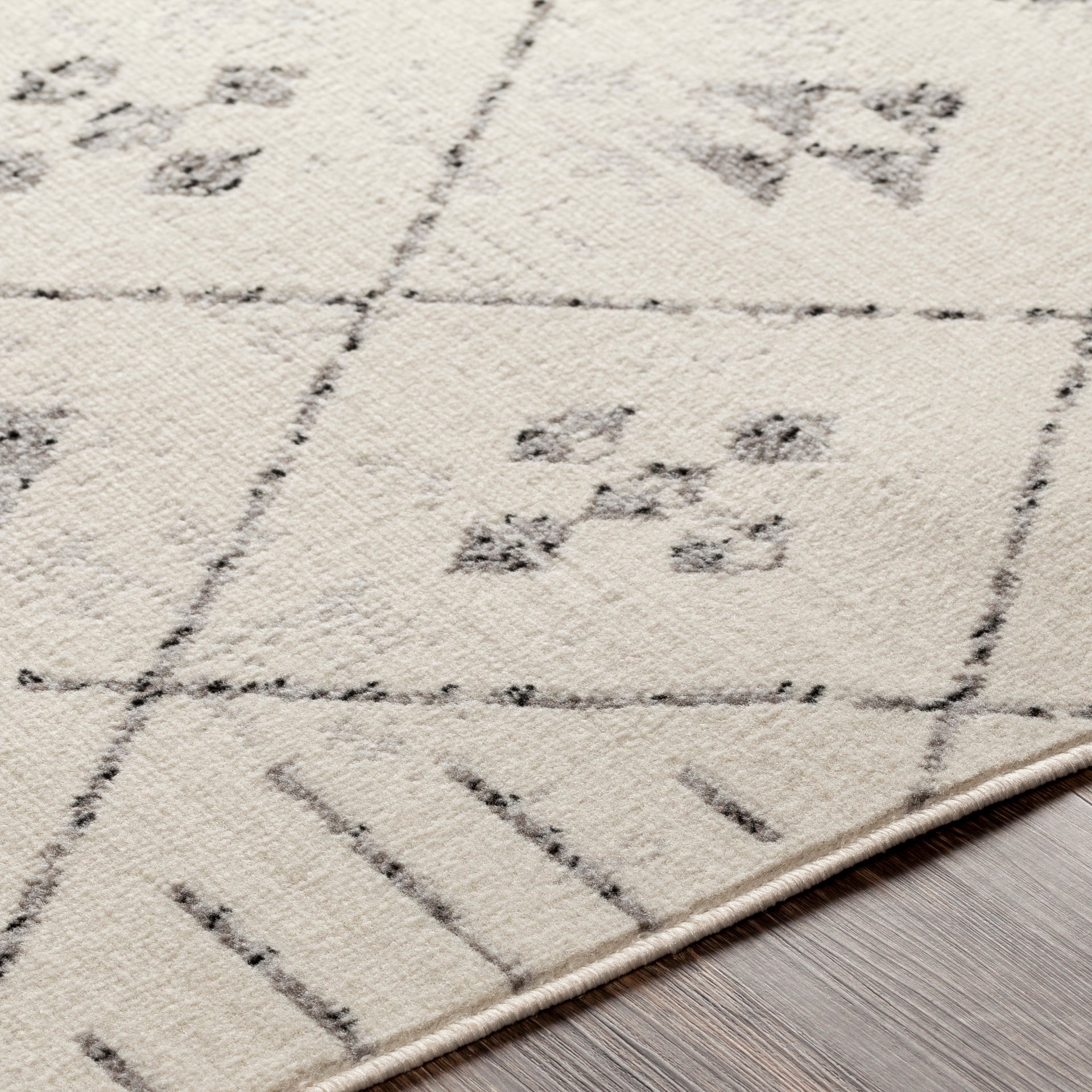 Pisa Machine Woven Rug Livabliss Pisa