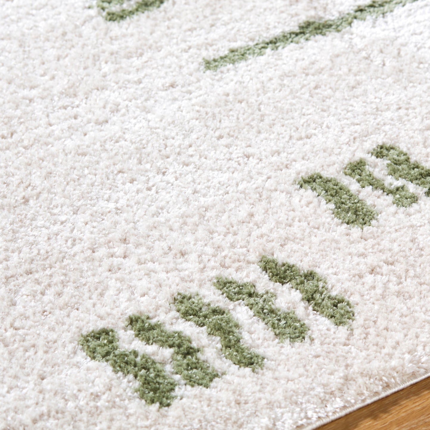 Fossay Shag Machine Woven Rug Livabliss Fossay Shag
