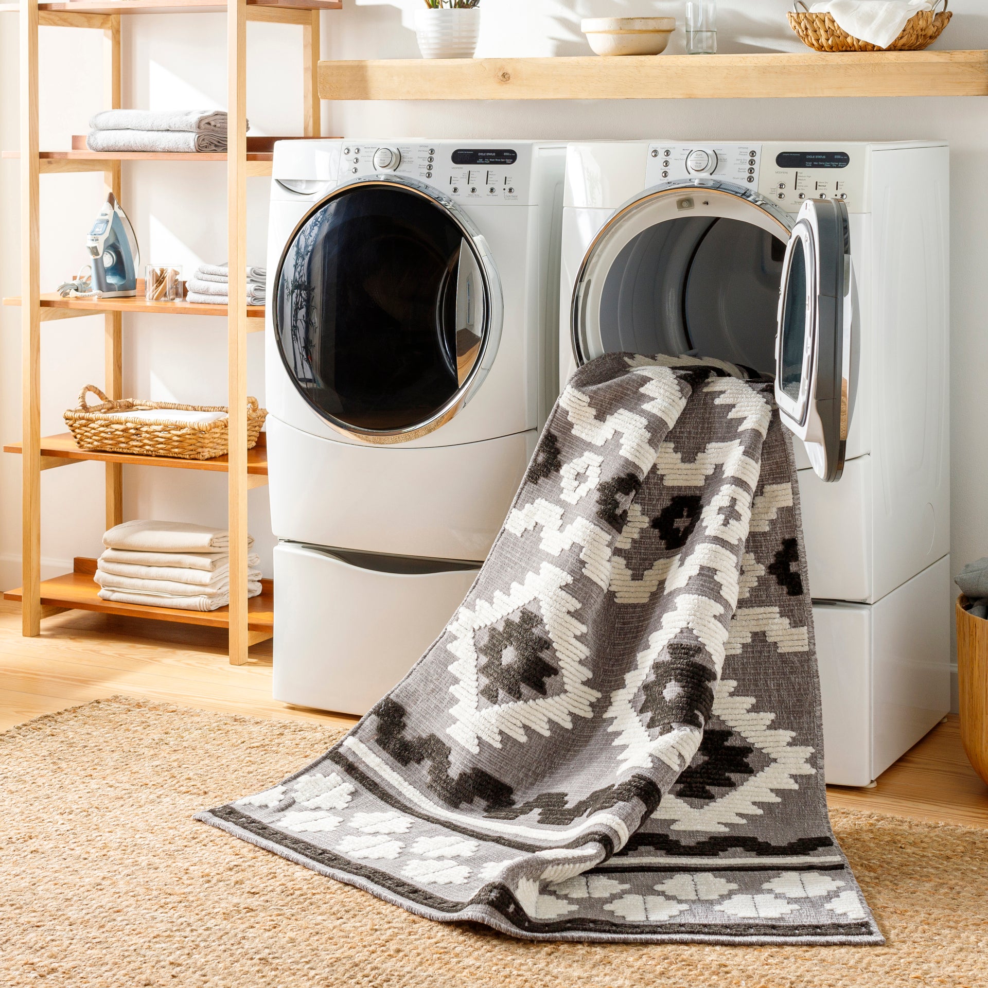 Lyna Machine Woven Rug Livabliss Lyna