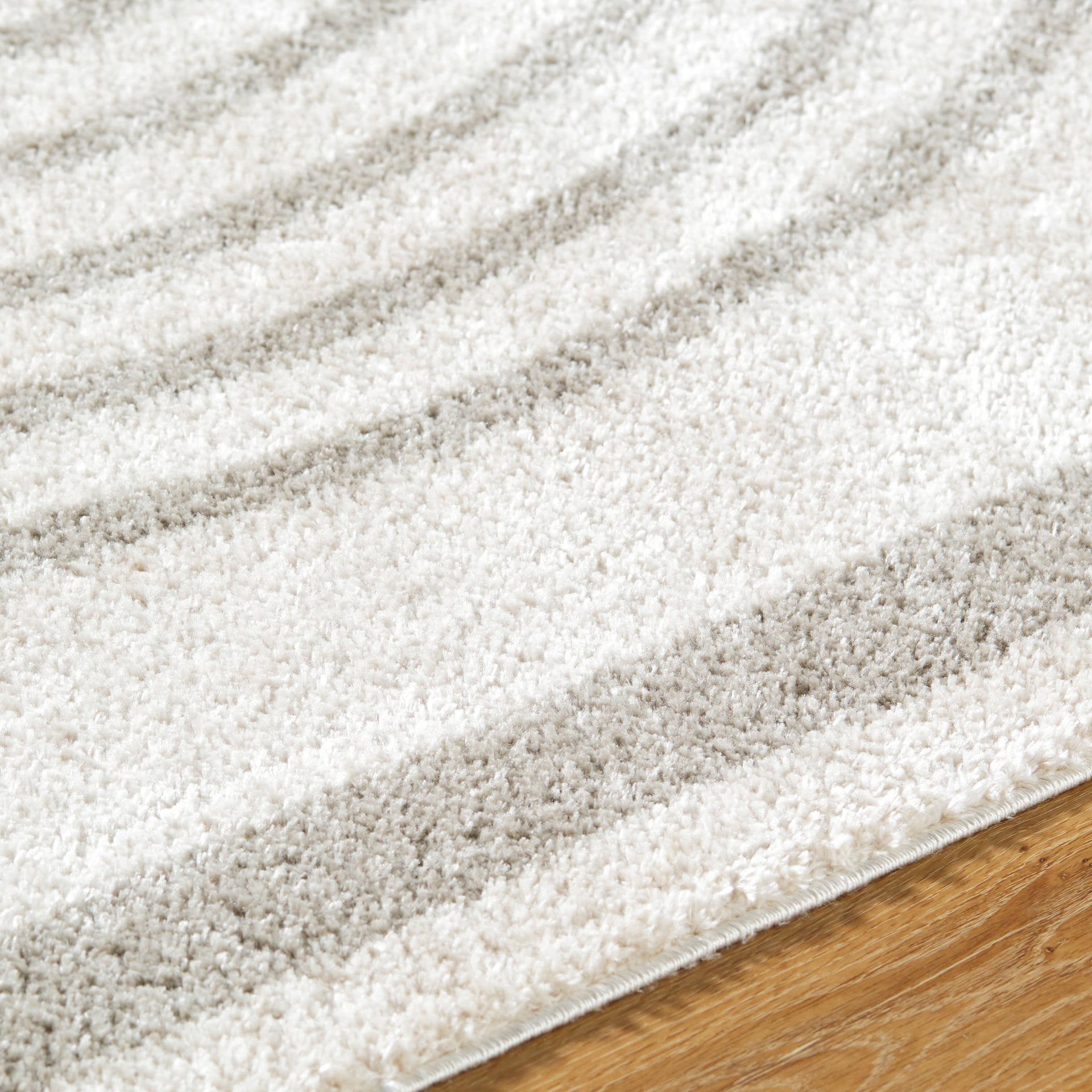 Fossay Shag Machine Woven Rug Livabliss Fossay Shag