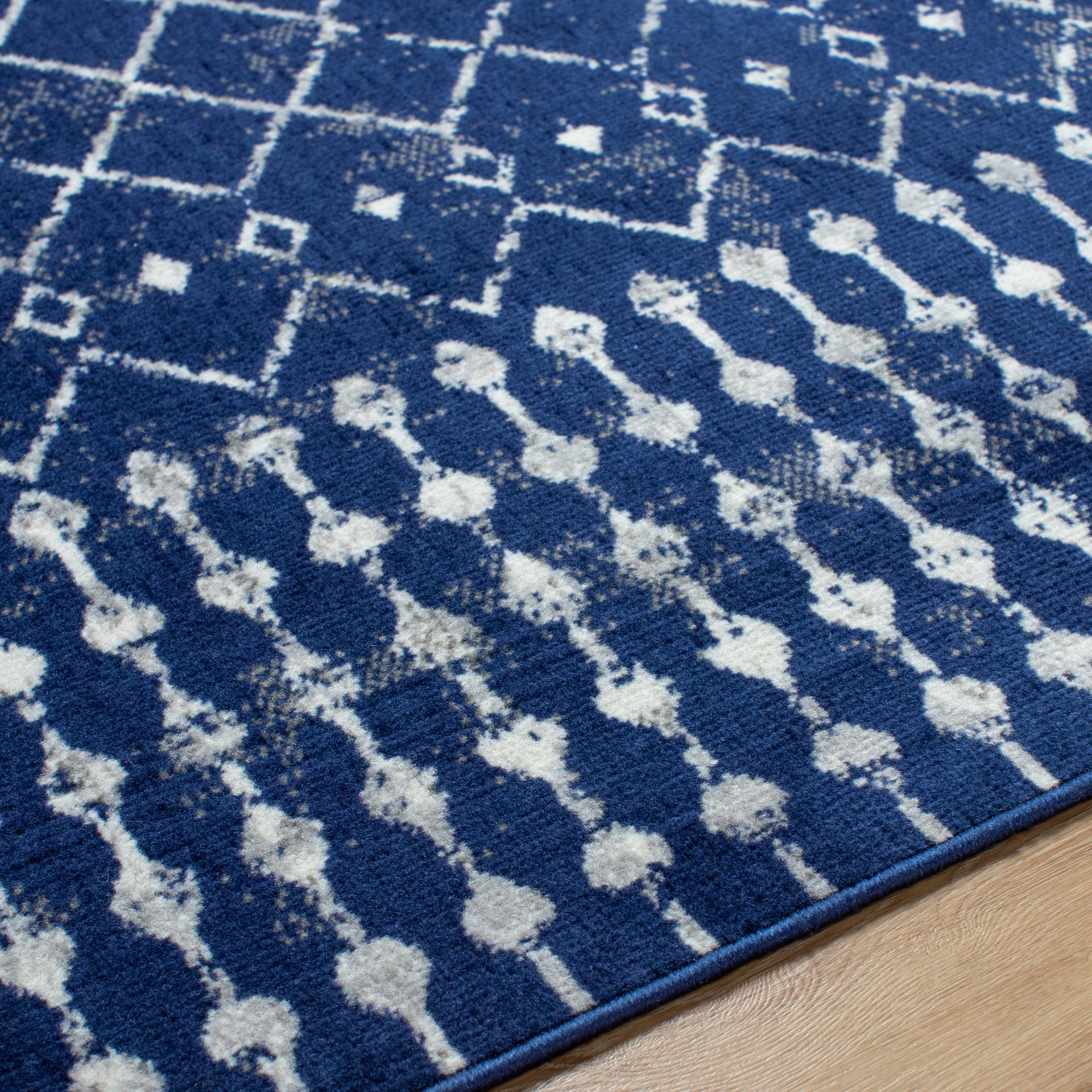 Pisa Machine Woven Rug Livabliss Pisa
