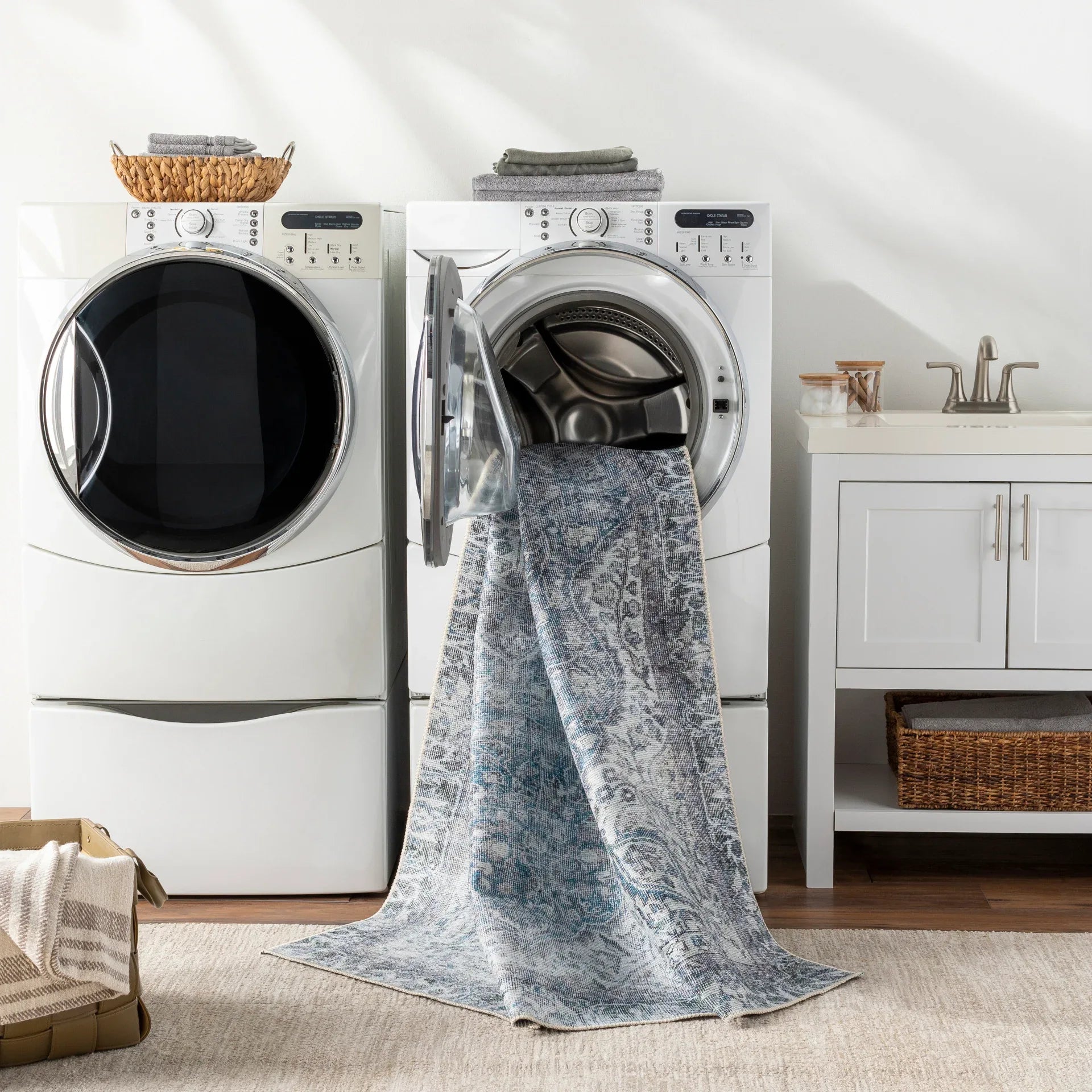Amelie Machine Woven Rug Livabliss Amelie