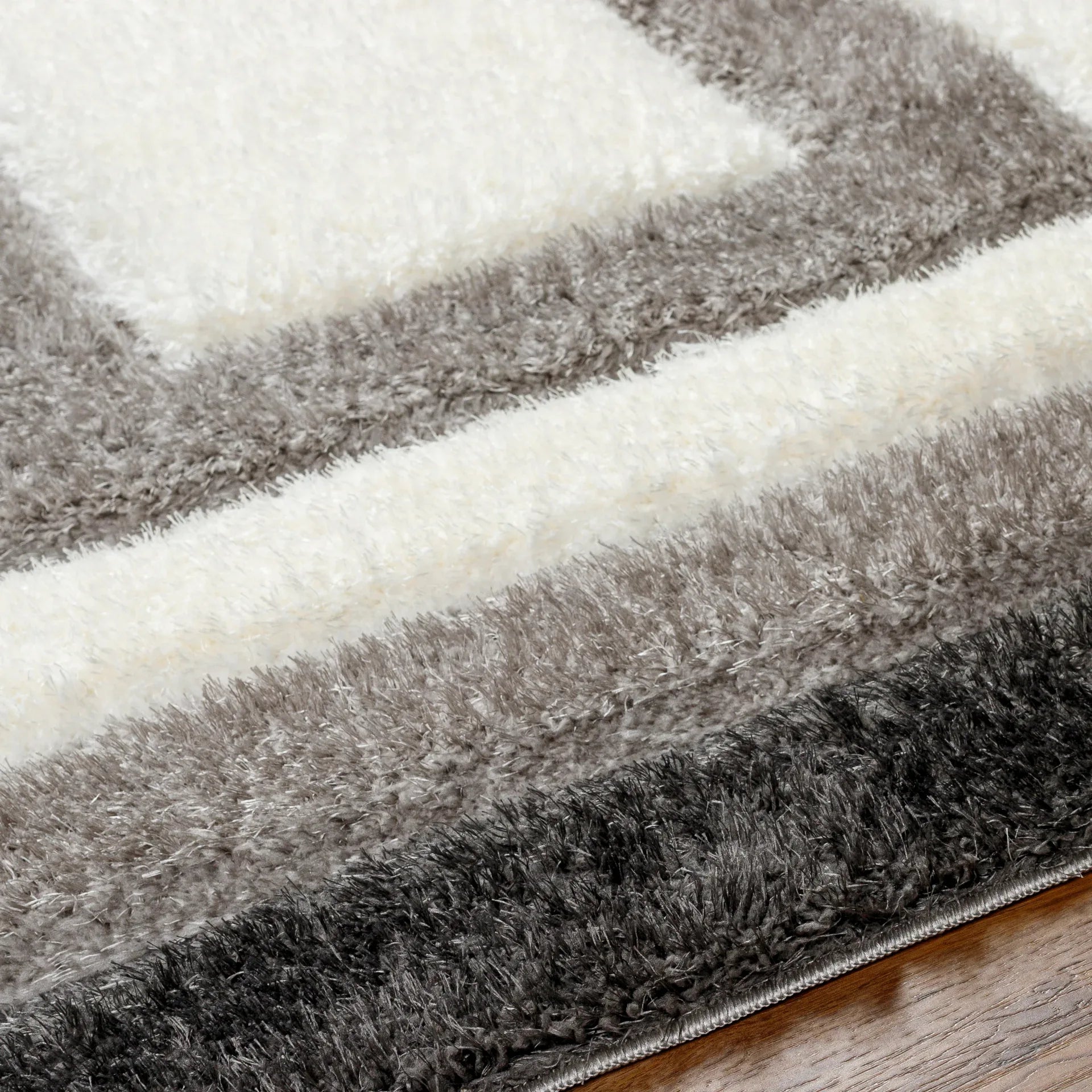Bologna Machine Woven Rug Livabliss Bologna