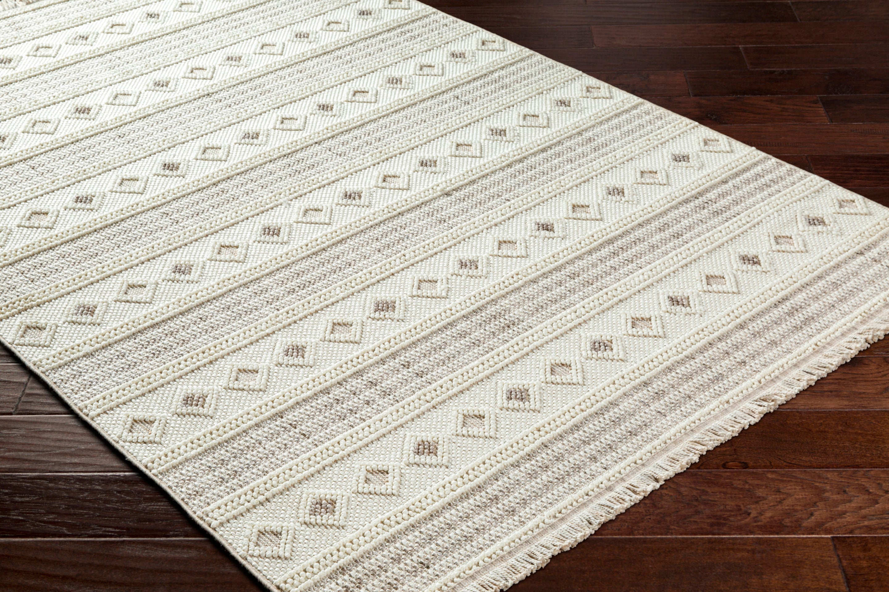 New Delhi Machine Woven Rug Livabliss New Delhi