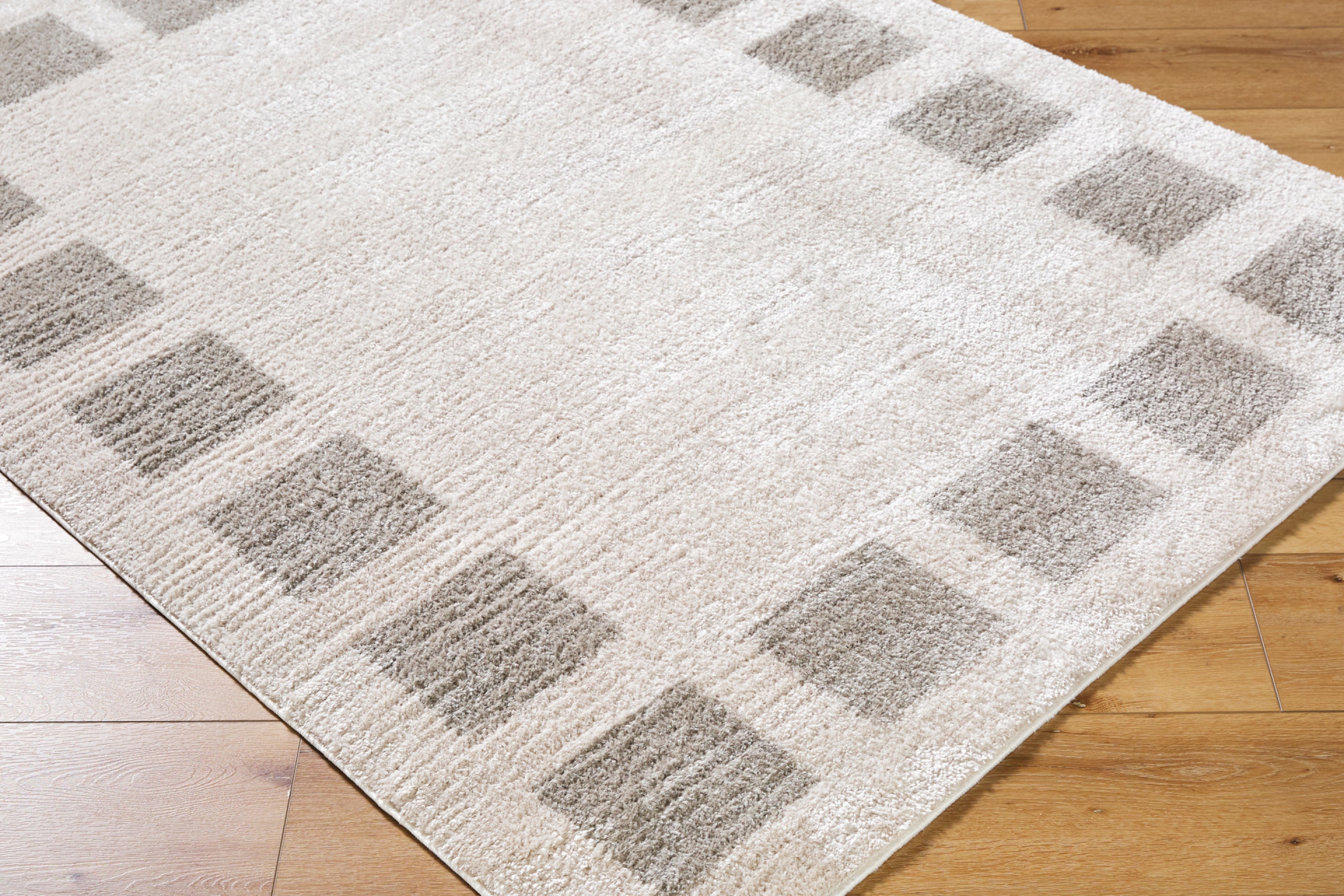 Fossay Shag Machine Woven Rug Livabliss Fossay Shag