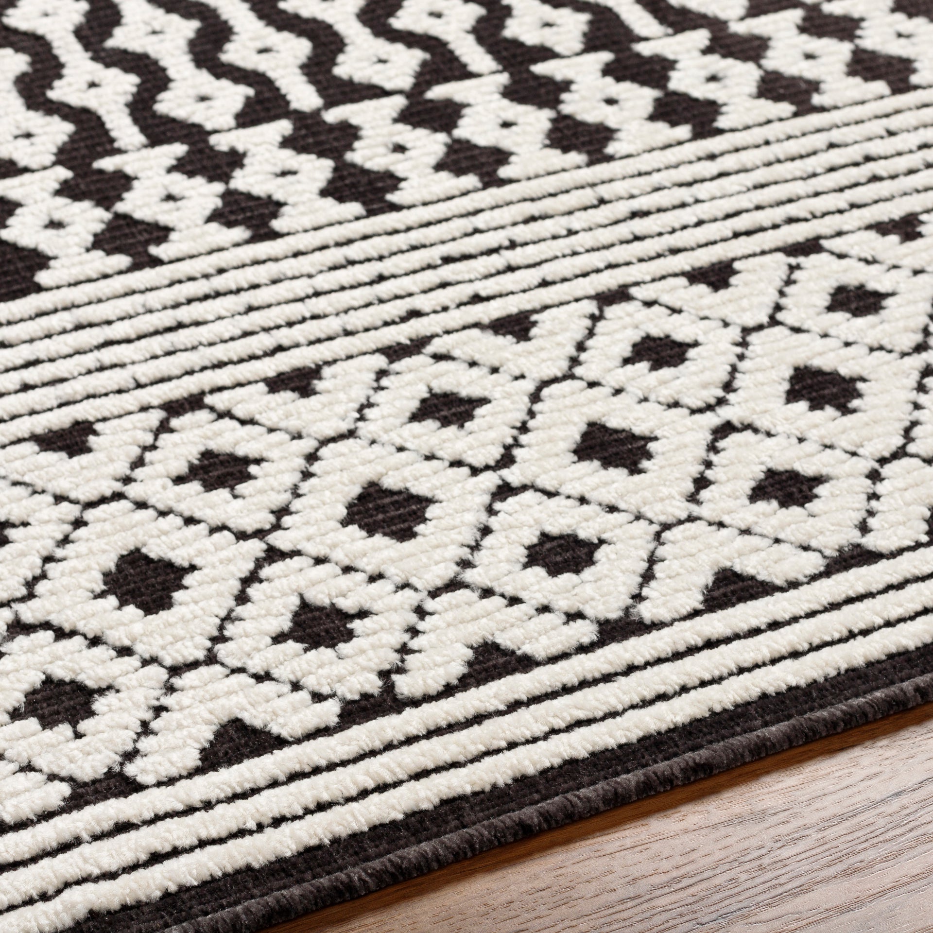 Lyna Machine Woven Rug Livabliss Lyna