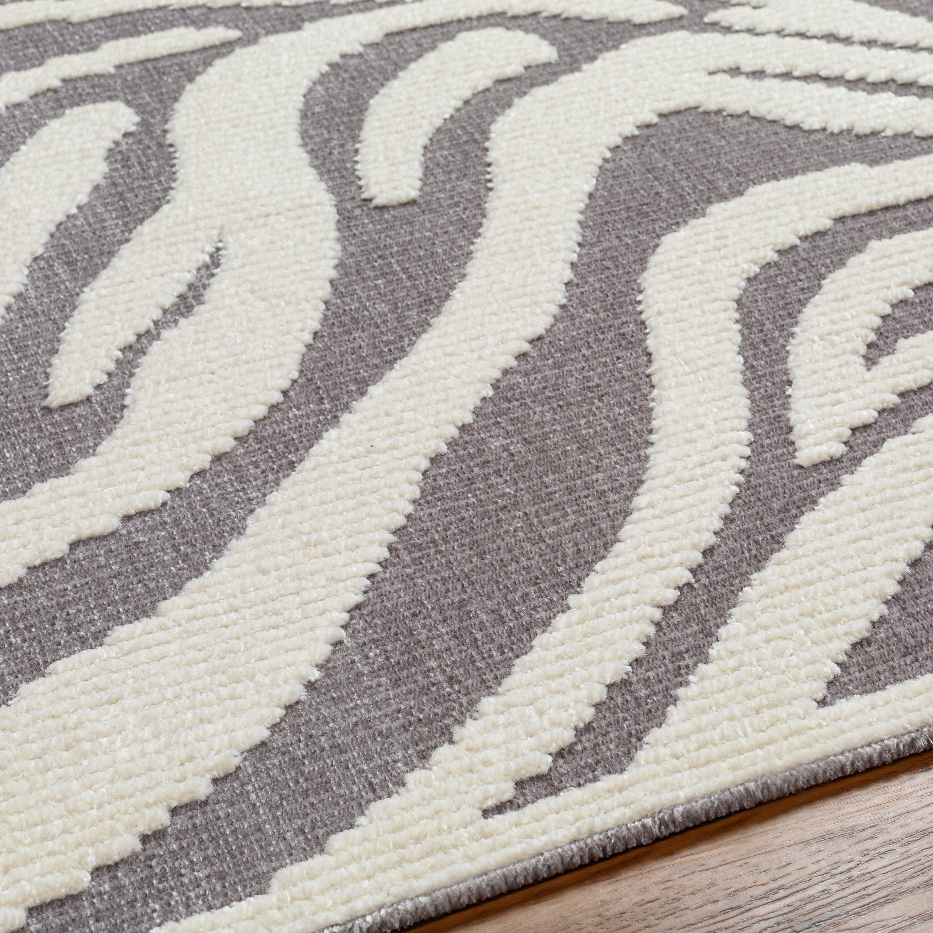 Lyna Machine Woven Rug Livabliss Lyna