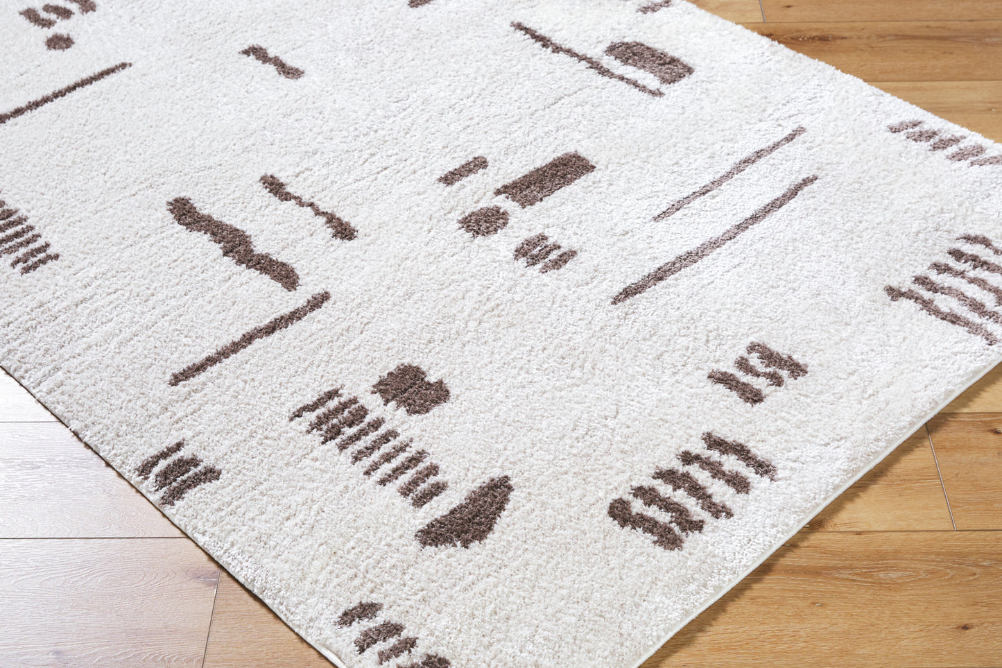 Fossay Shag Machine Woven Rug Livabliss Fossay Shag