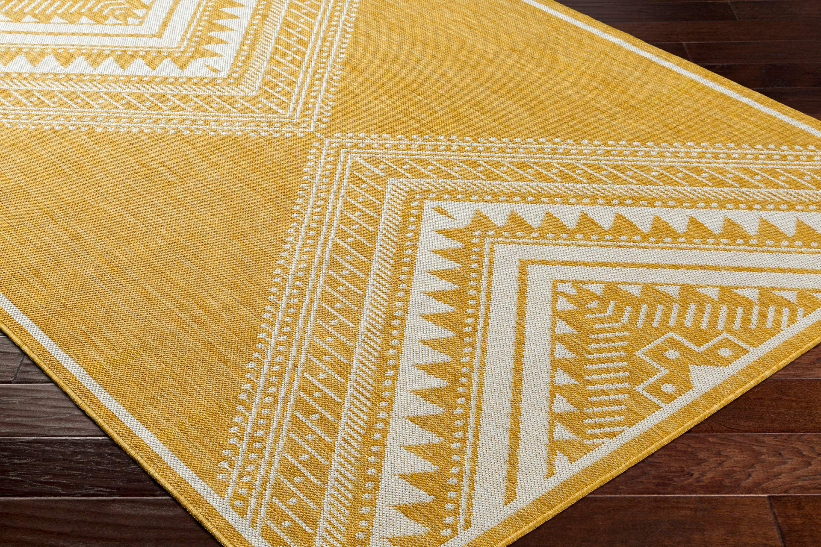 Long Beach Machine Woven Rug Livabliss Long Beach