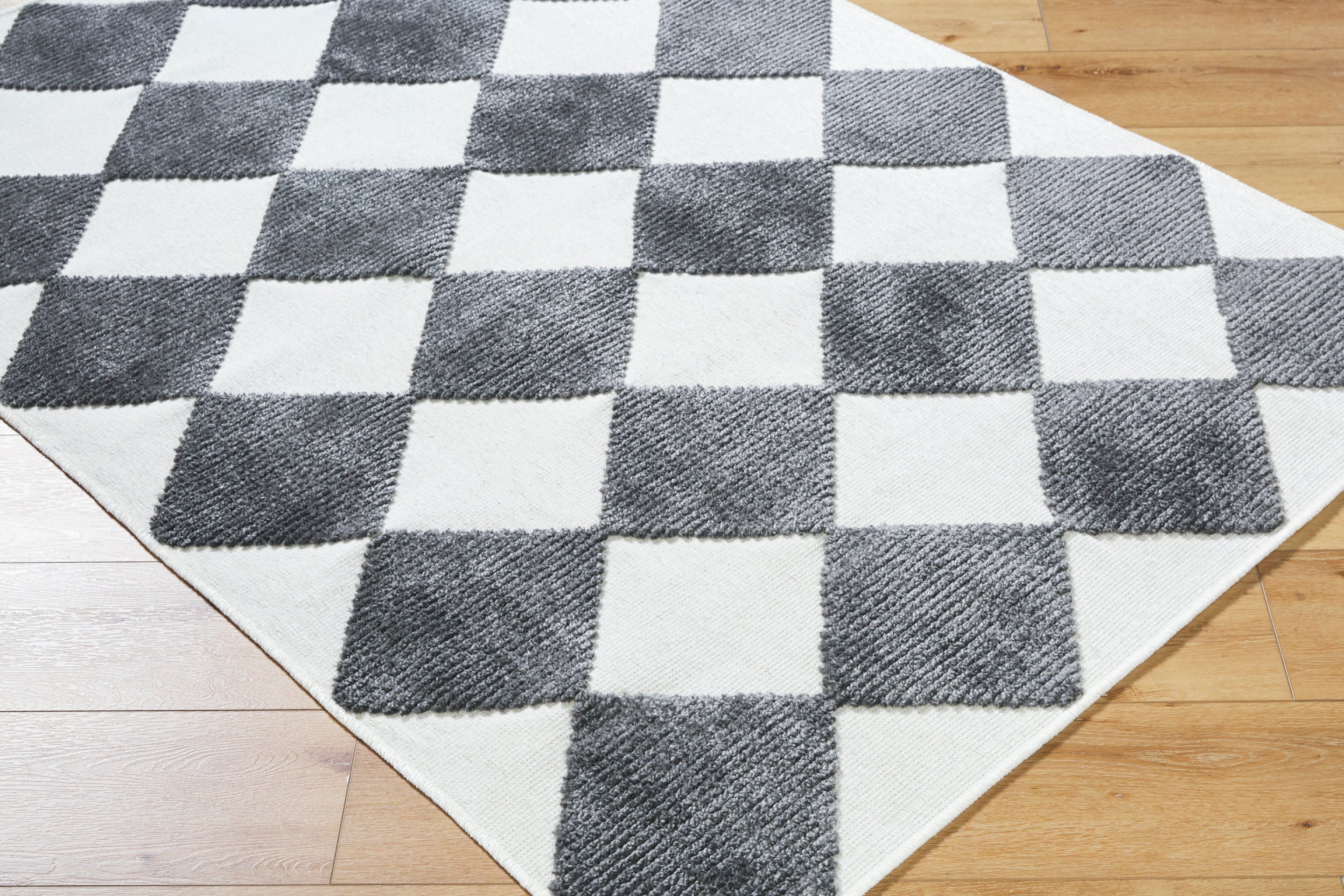 Lyna Machine Woven Rug Livabliss Lyna