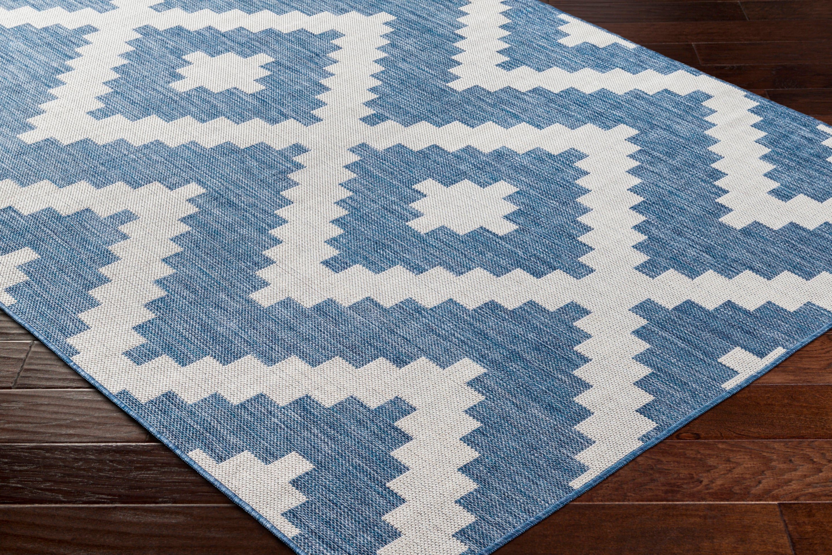 Long Beach Machine Woven Rug Livabliss Long Beach