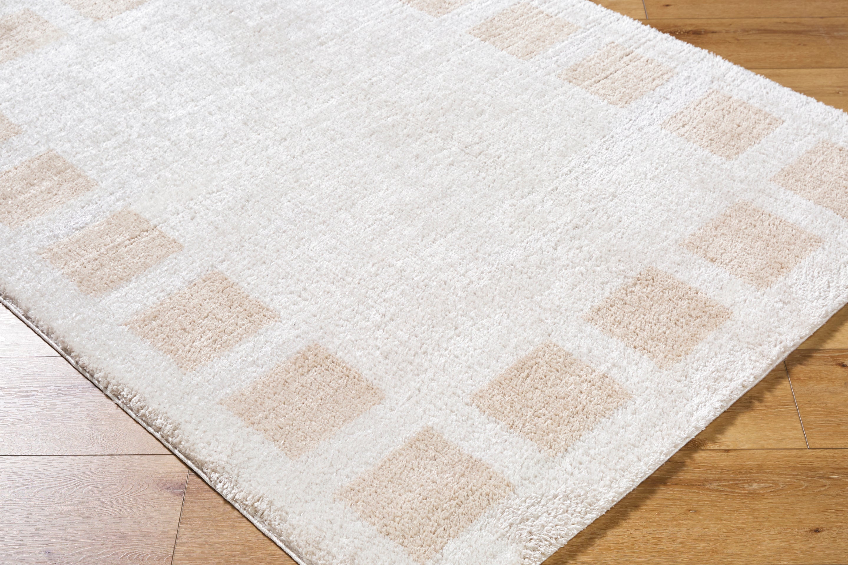 Fossay Shag Machine Woven Rug Livabliss Fossay Shag