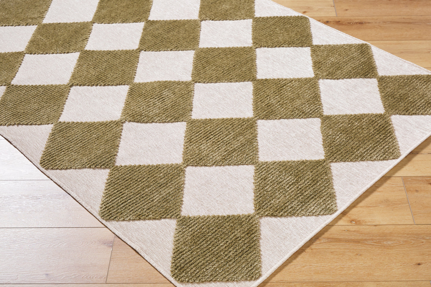 Lyna Machine Woven Rug Livabliss Lyna