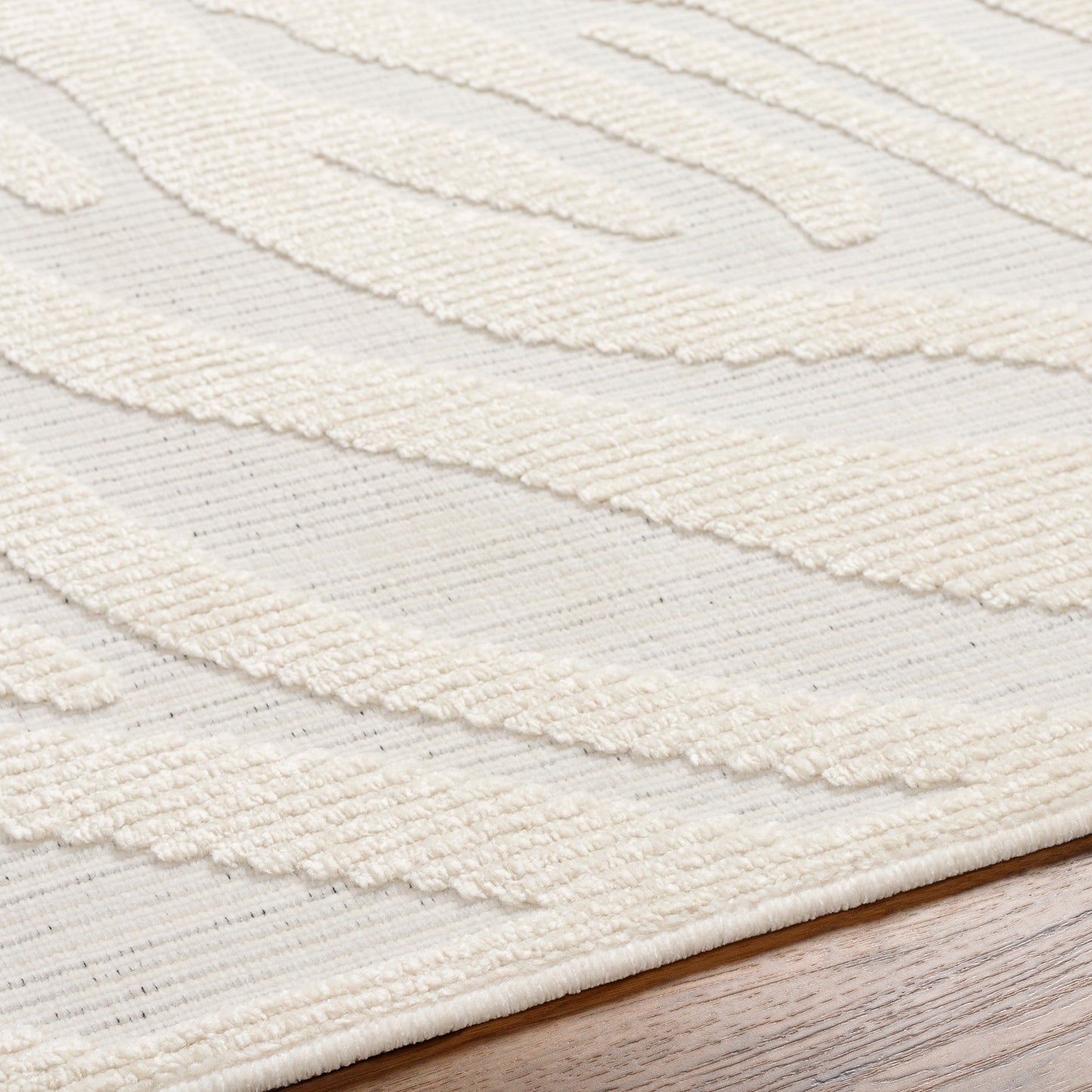 Lyna Machine Woven Rug Livabliss Lyna