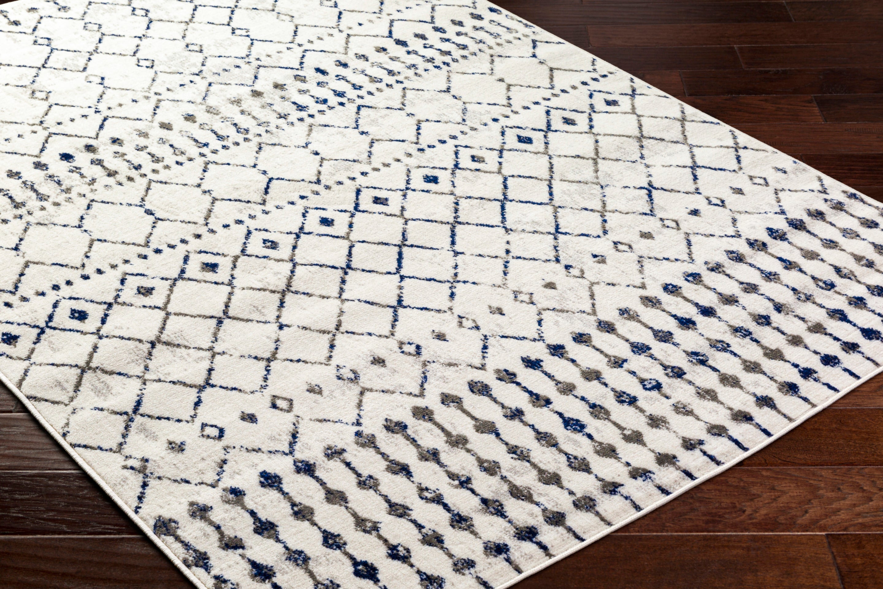 Pisa Machine Woven Rug Livabliss Pisa