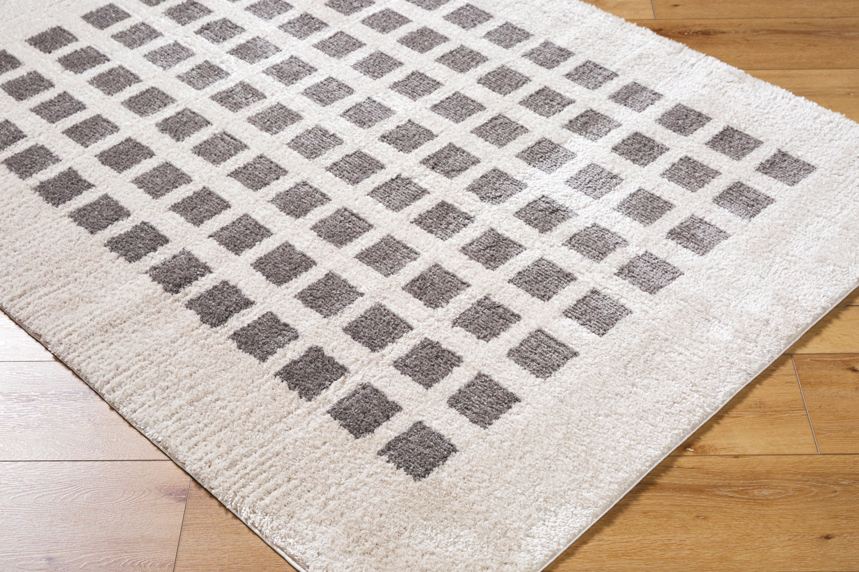 Fossay Shag Machine Woven Rug Livabliss Fossay Shag
